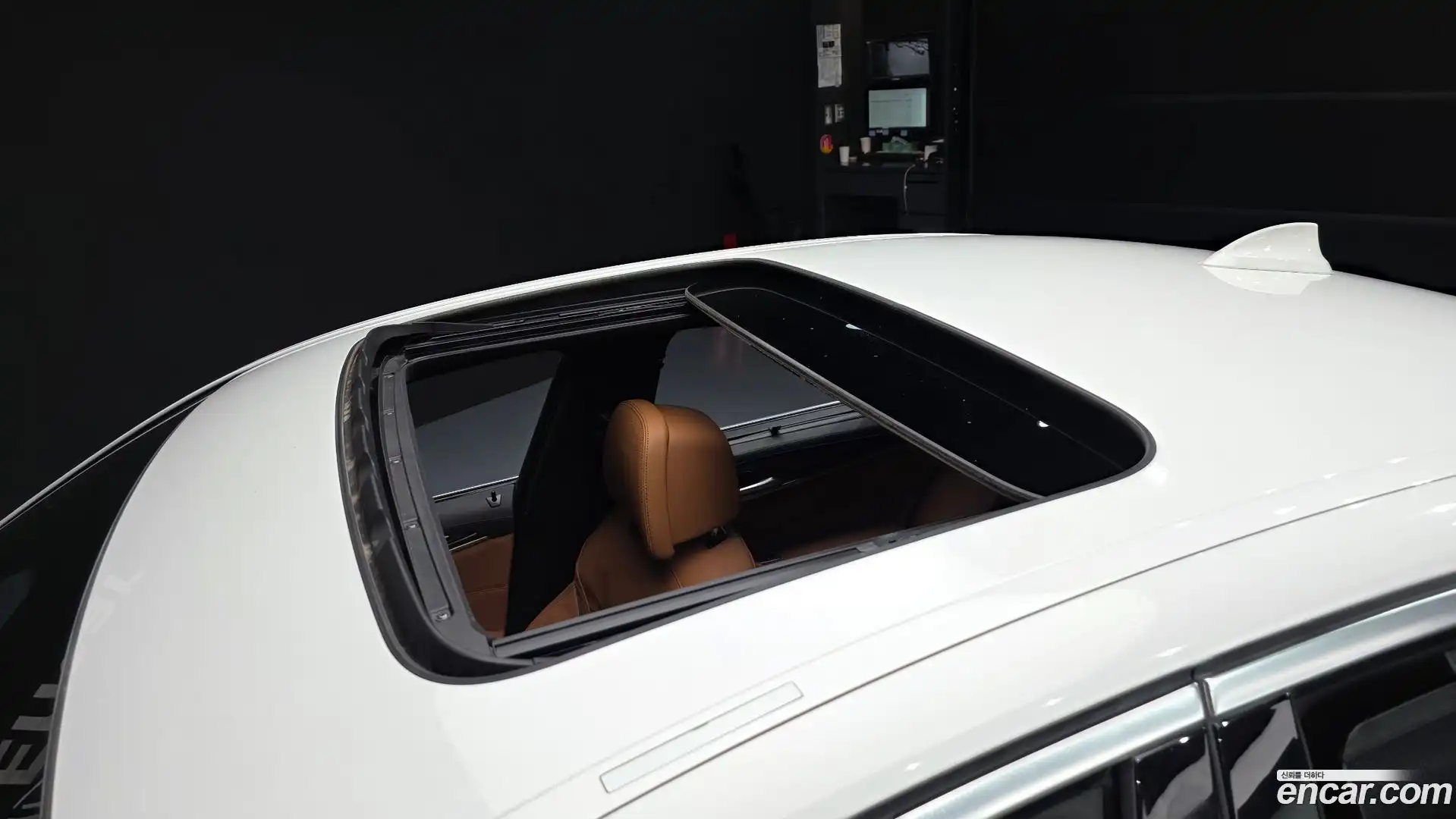 5-Series BMW 2022.3-OPTION-041