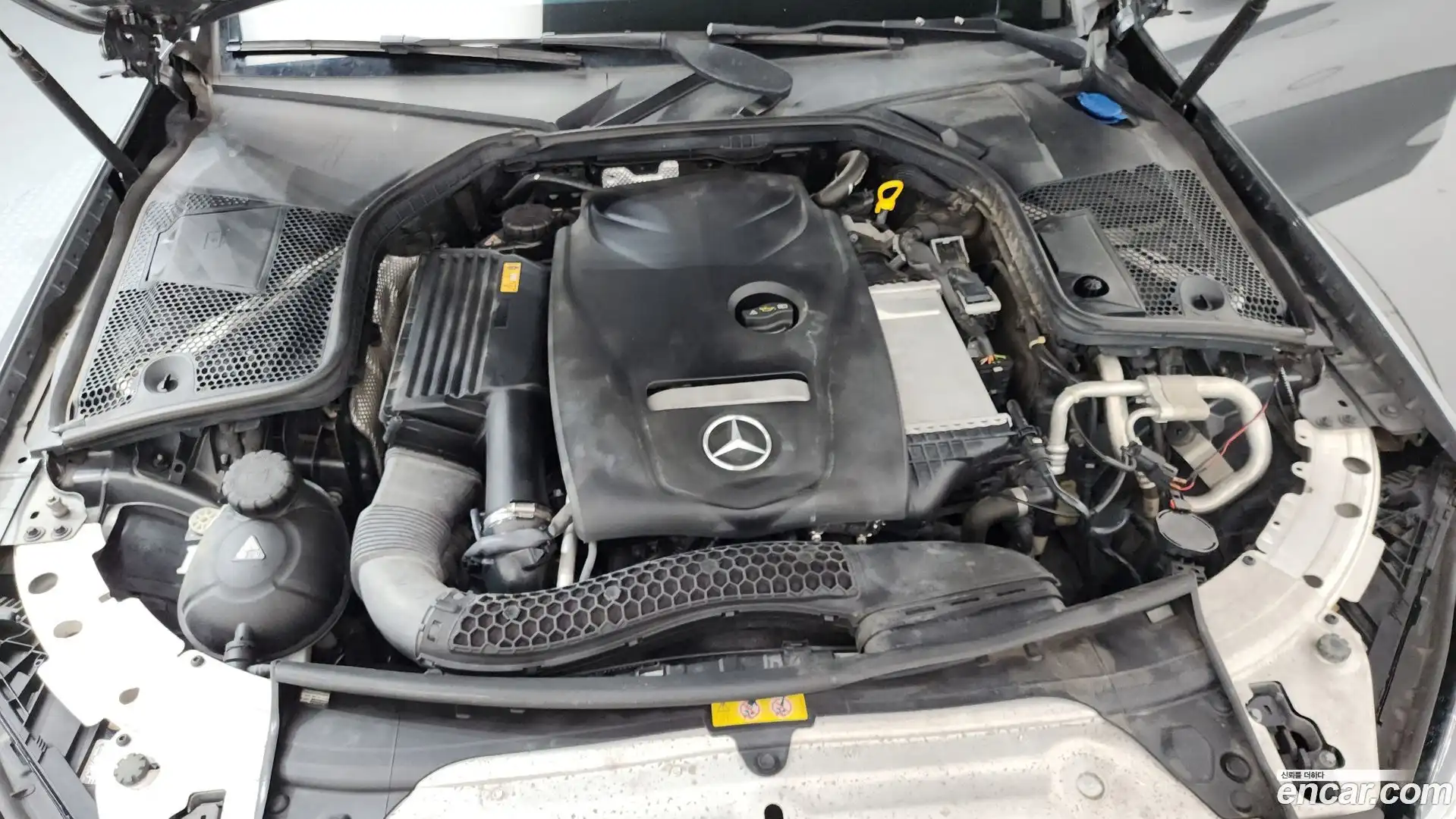 C-Class Mercedes-Benz 2016.9-OUTER-006