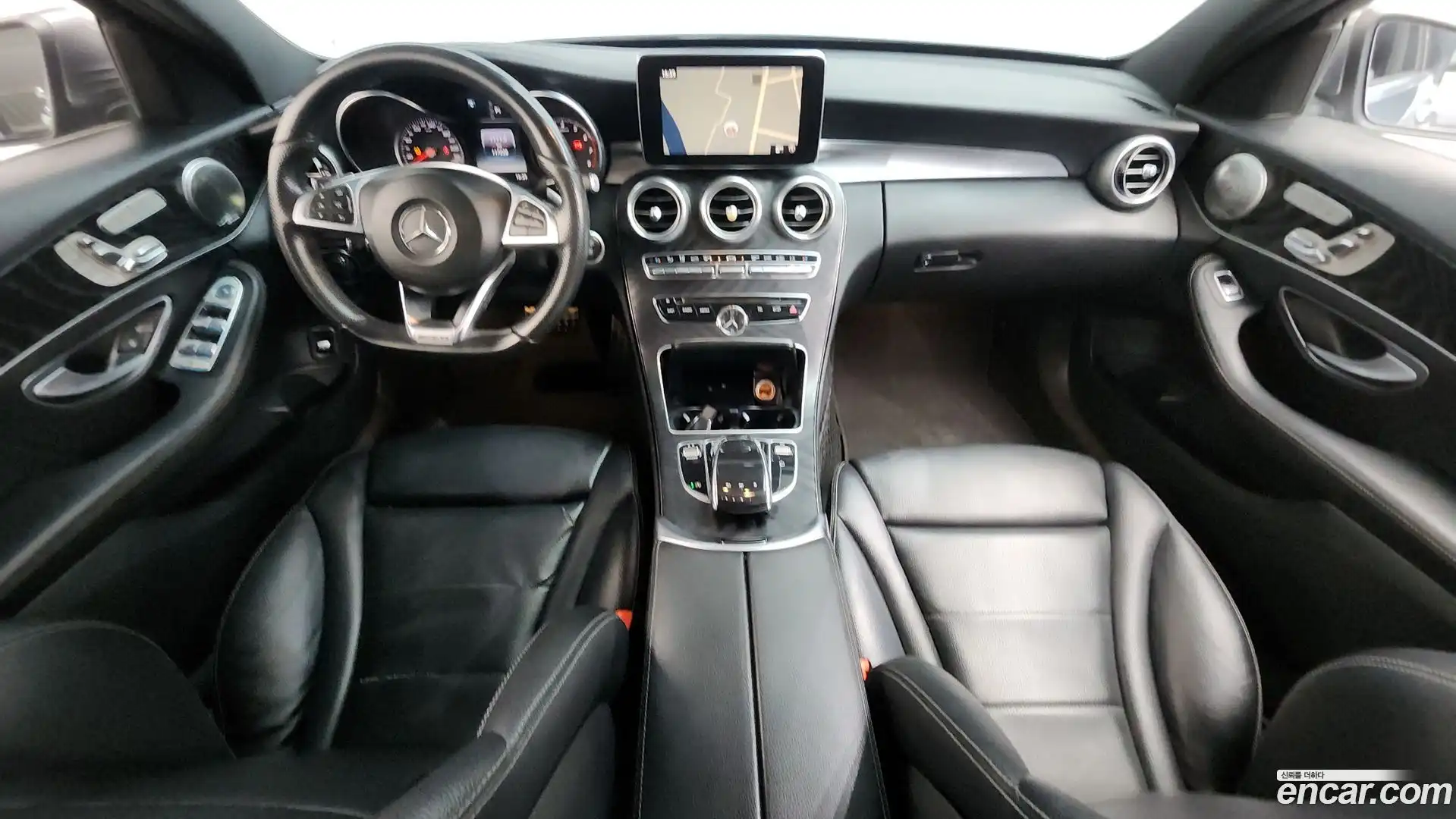 C-Class Mercedes-Benz 2016.9-INNER-007