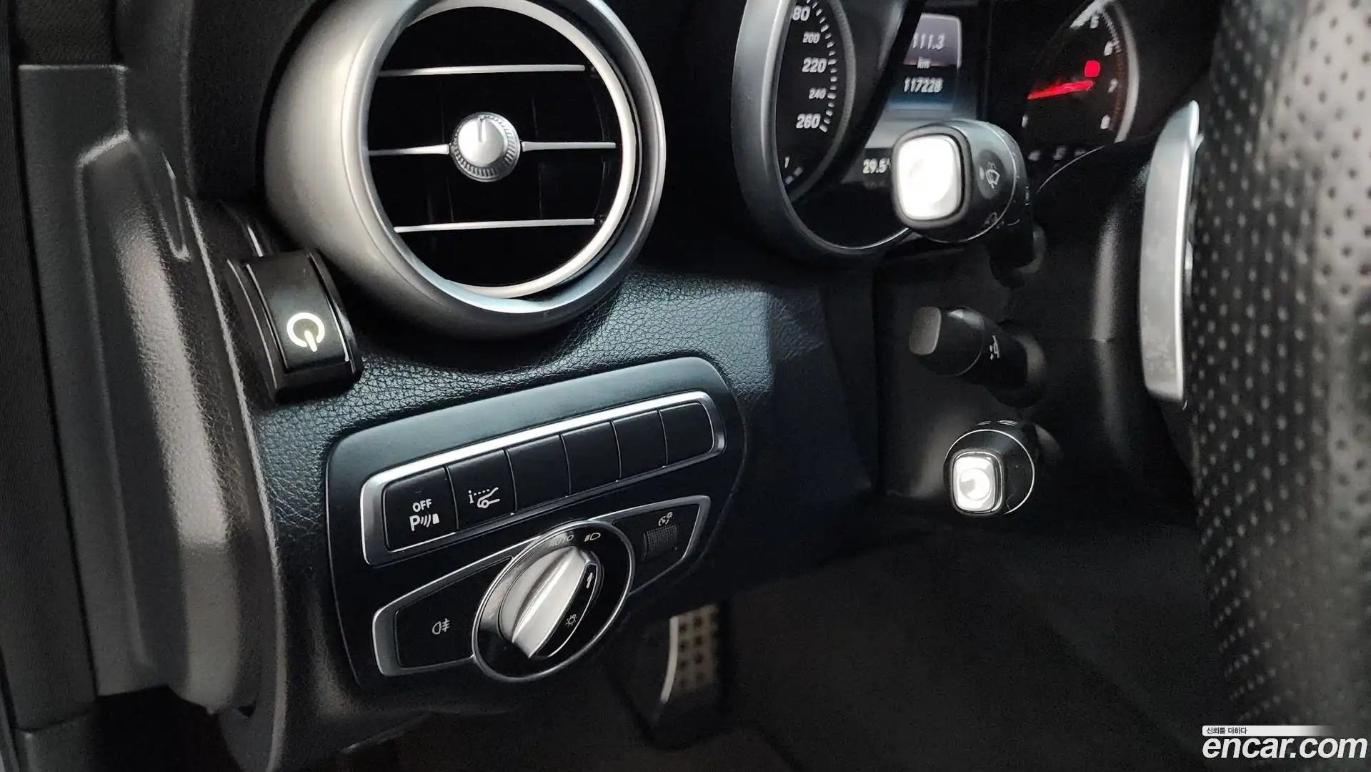 C-Class Mercedes-Benz 2016.9-OPTION-024