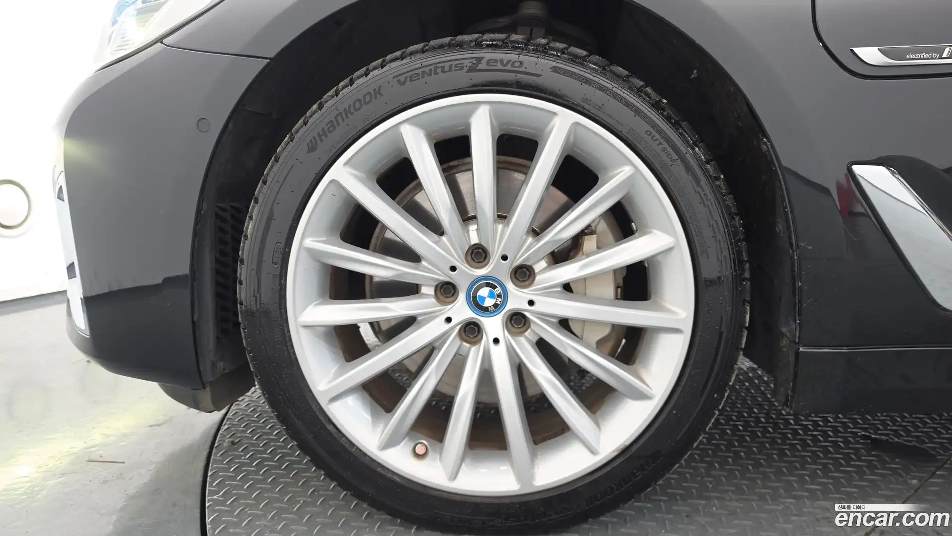 5-Series BMW 2023.7-OUTER-005
