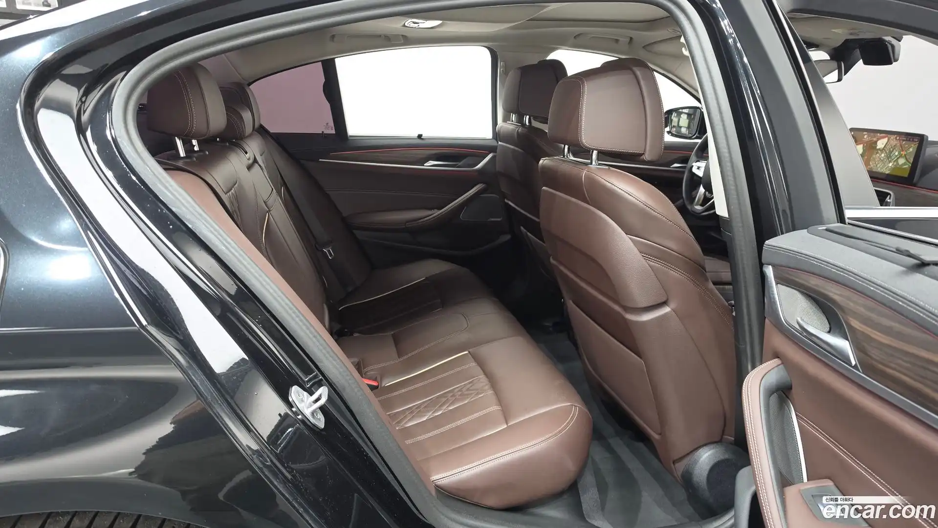 5-Series BMW 2023.7-OPTION-015