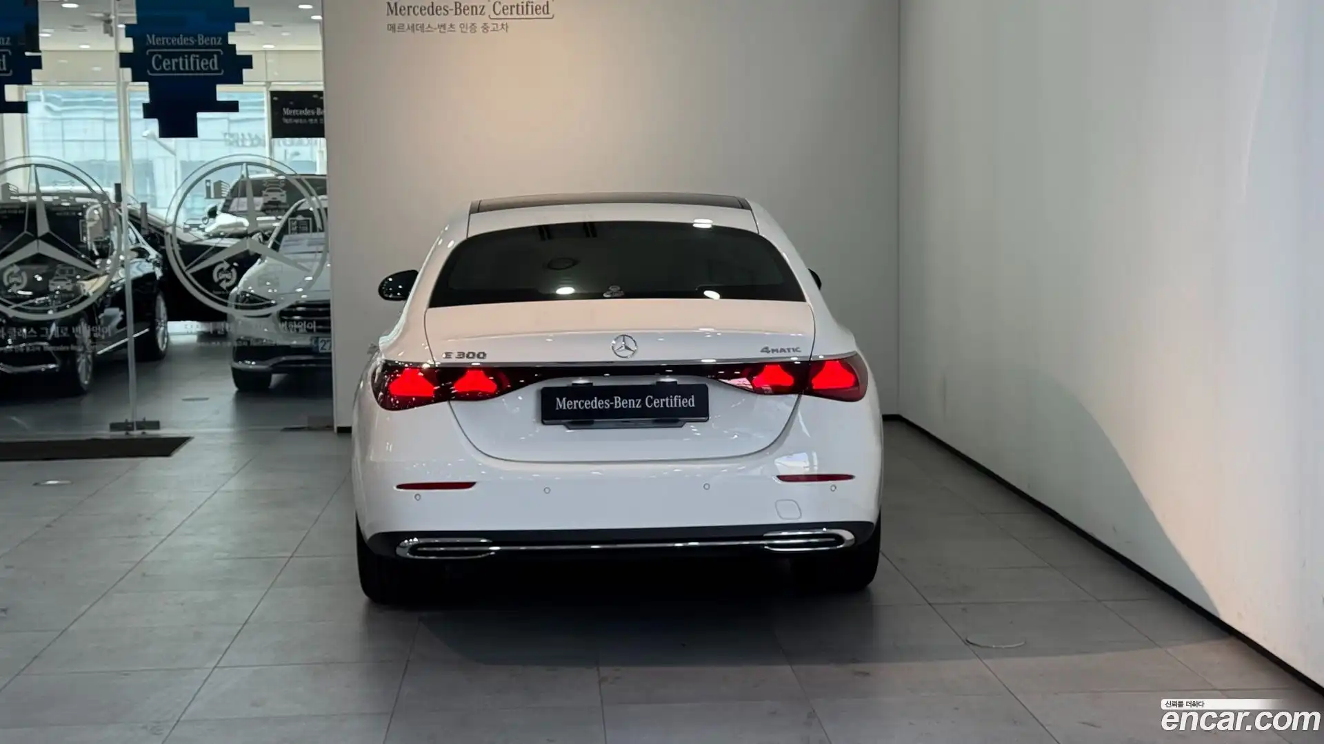 E-Class Mercedes-Benz 2024.9-OUTER-004