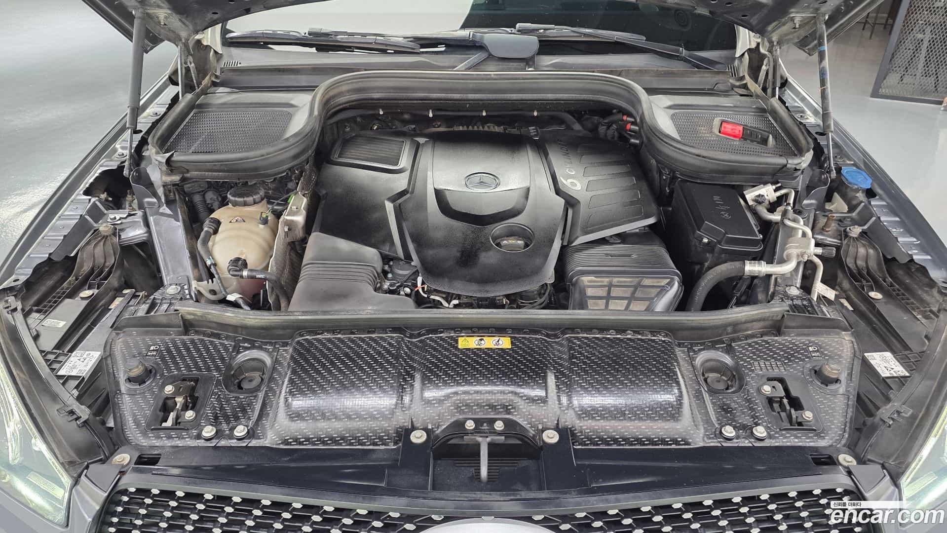 GLE-Class Mercedes-Benz 2021.3-OUTER-006