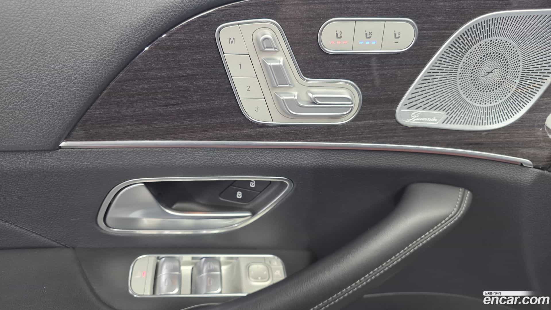 GLE-Class Mercedes-Benz 2021.3-OPTION-018