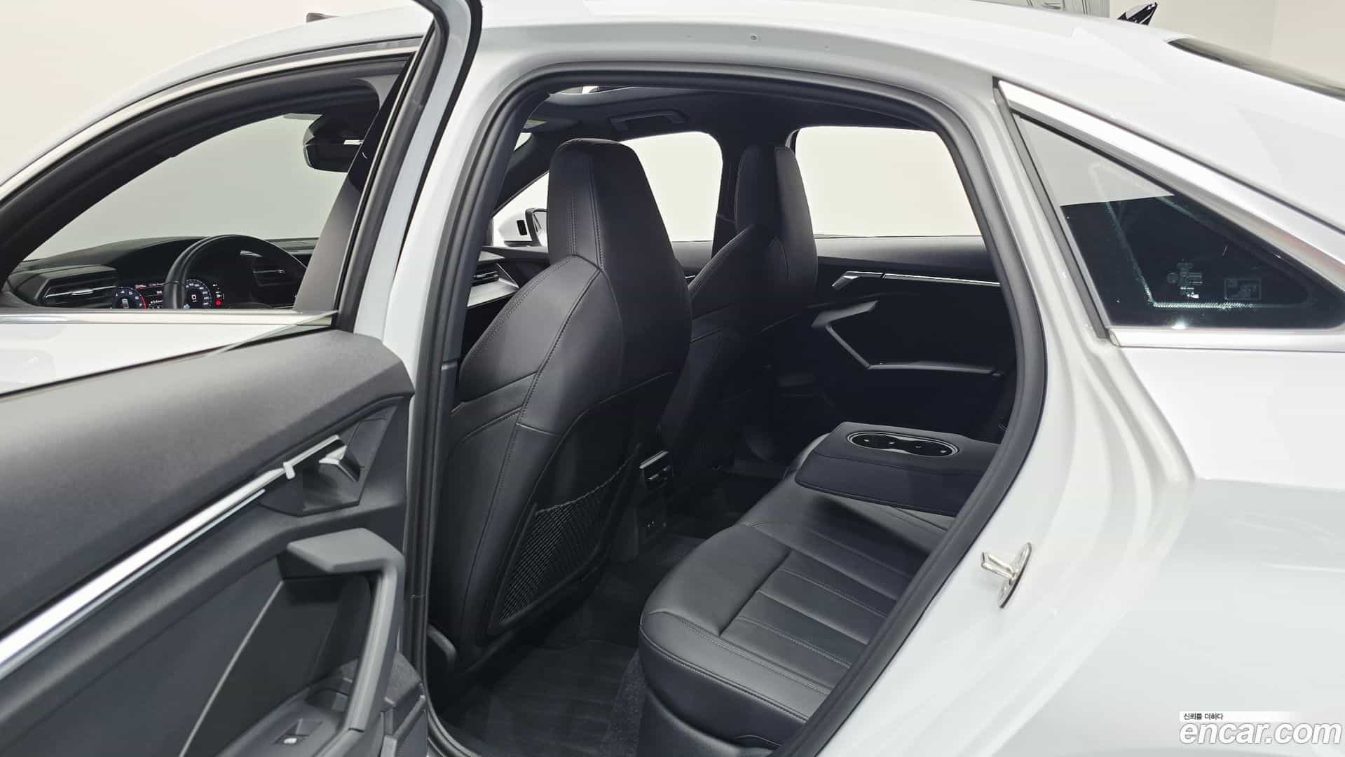 A3 Audi 2023.4-OPTION-021