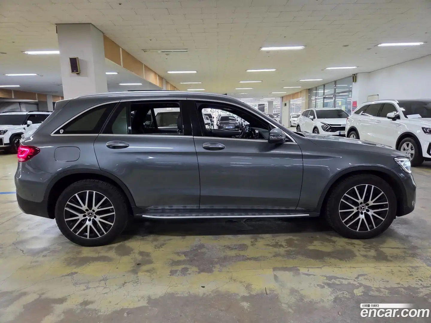 GLC-Class Mercedes-Benz 2020.5-OUTER-005