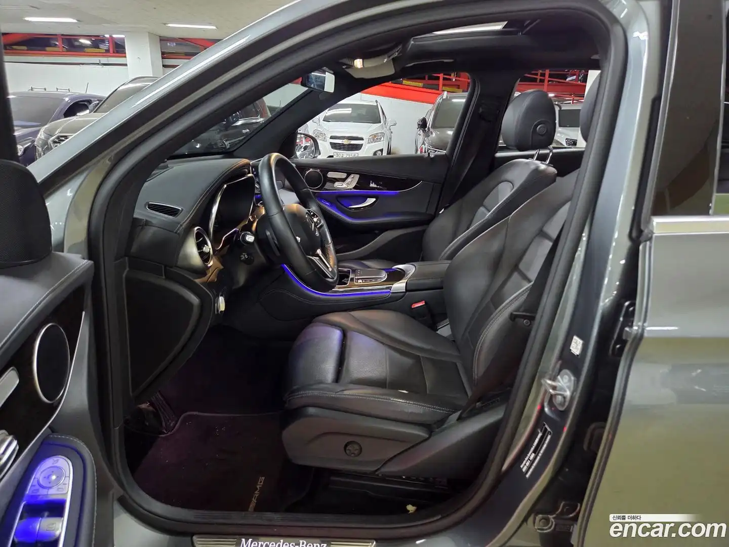 GLC-Class Mercedes-Benz 2020.5-OUTER-006