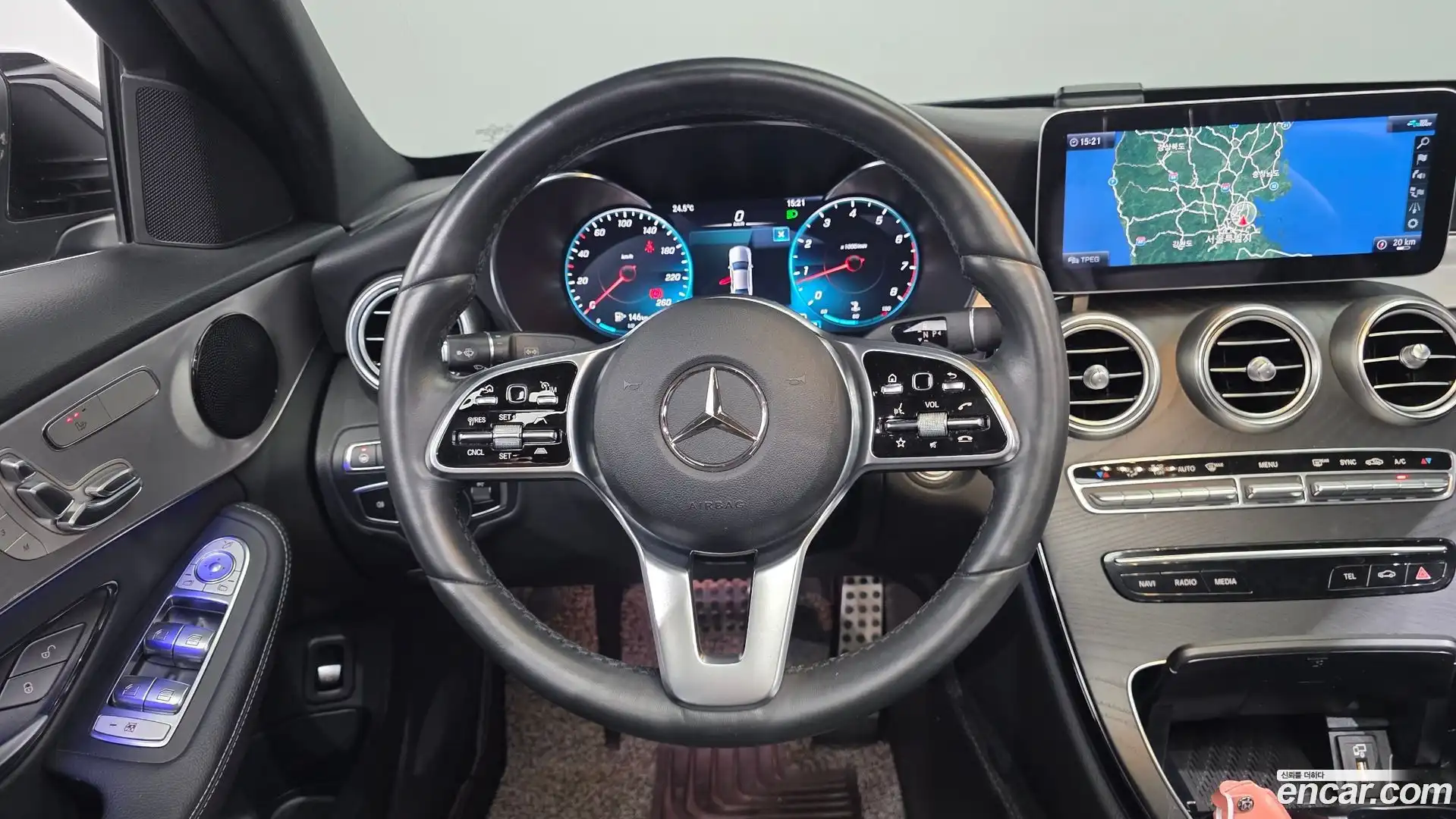 C-Class Mercedes-Benz 2021.3-OPTION-018