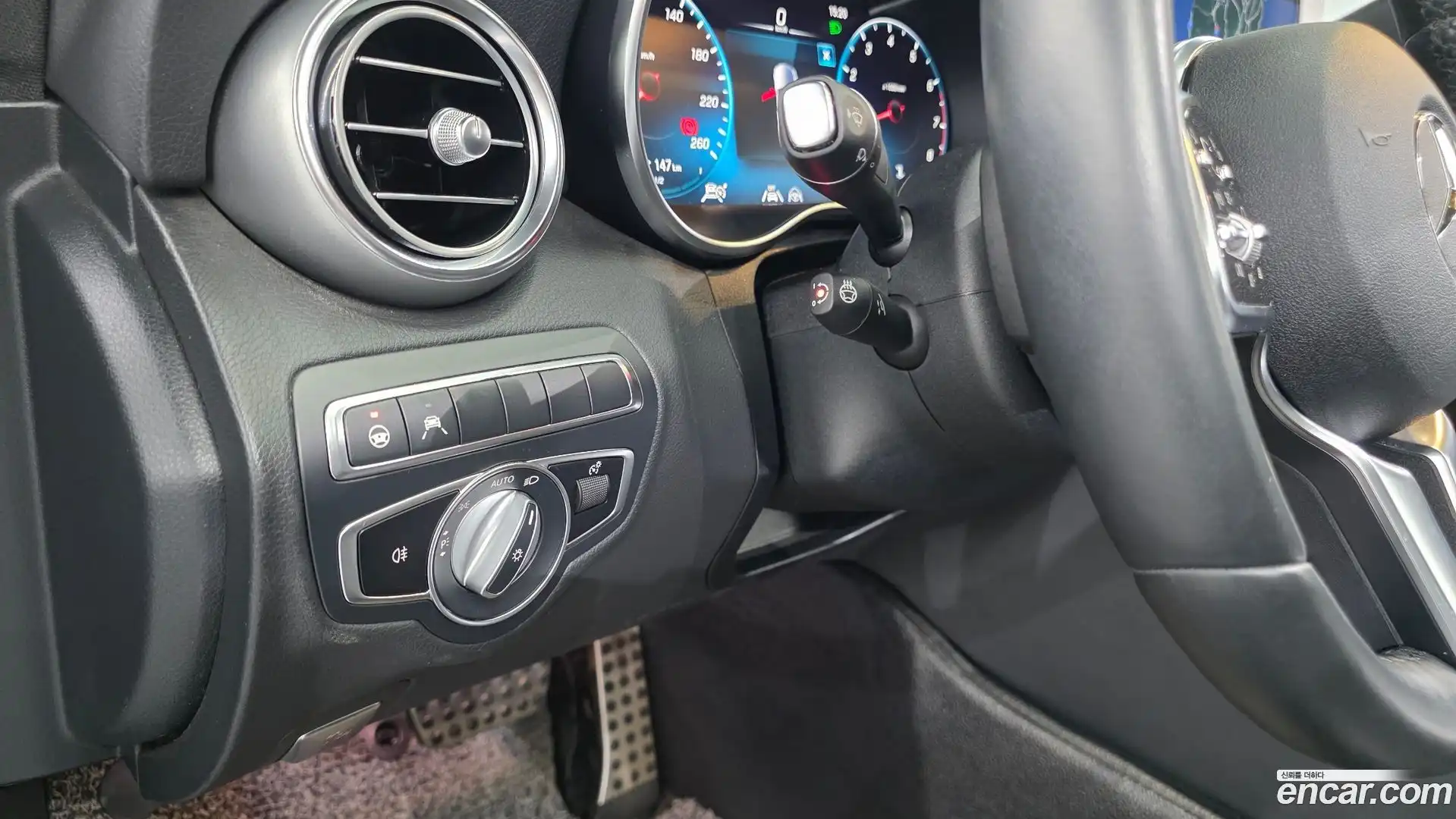 C-Class Mercedes-Benz 2021.3-OPTION-023