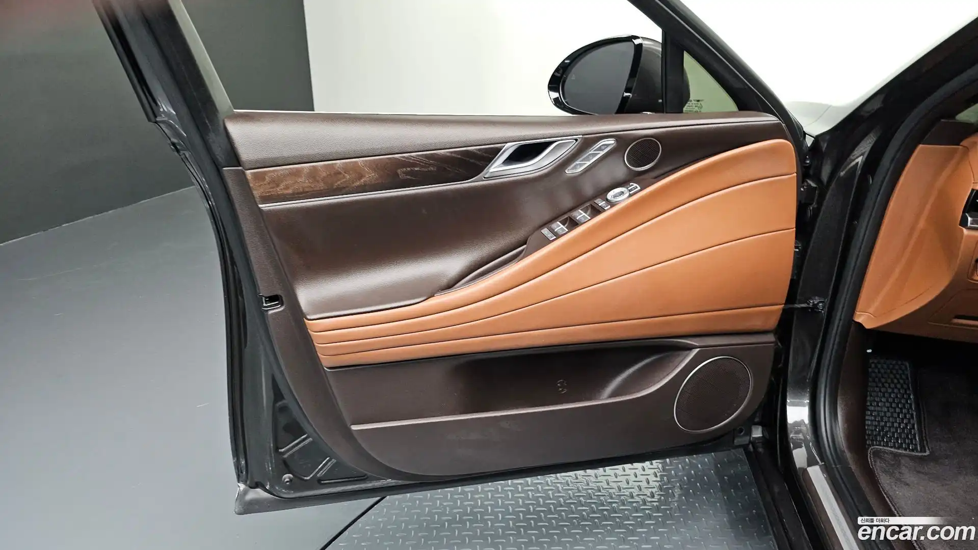 G80 Genesis 2023.5-INNER-034