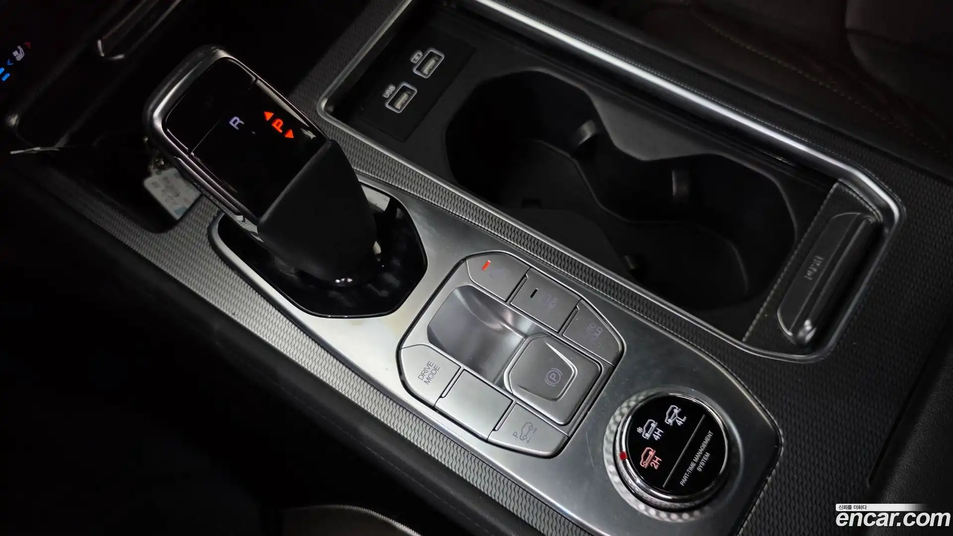 Rexton KG Mobility 2022.6-INNER-009