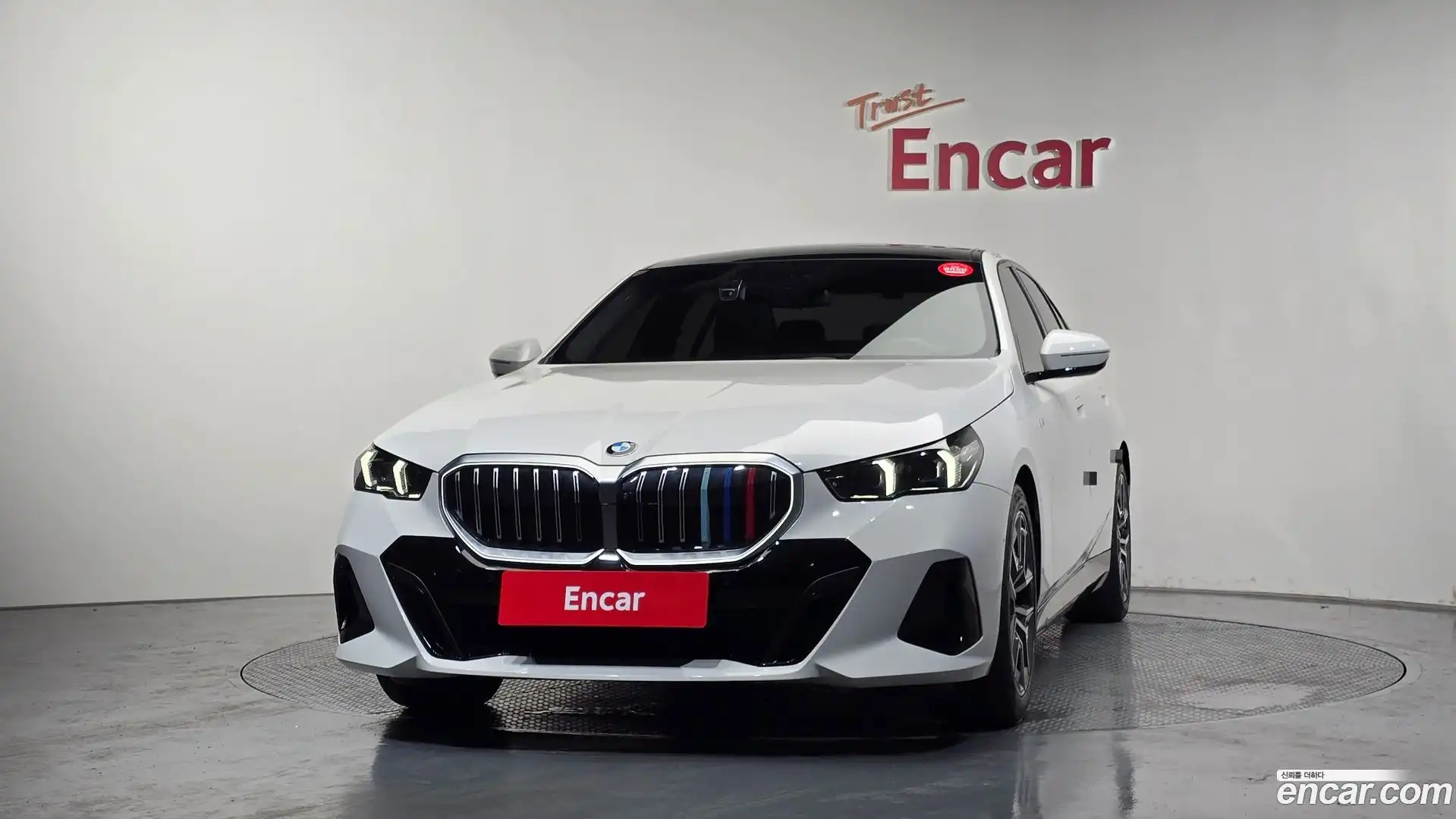 5-Series BMW 2023.9-OUTER-003