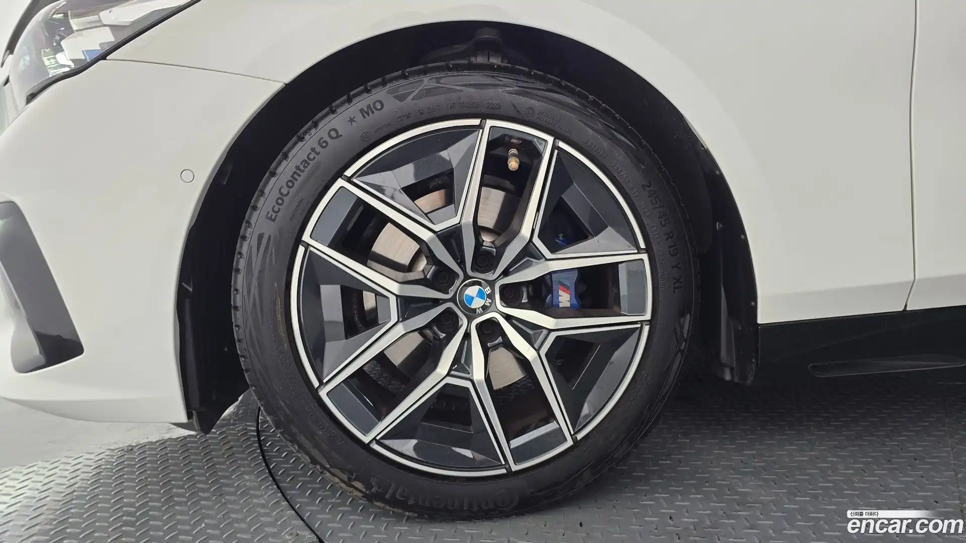 5-Series BMW 2023.9-OUTER-005