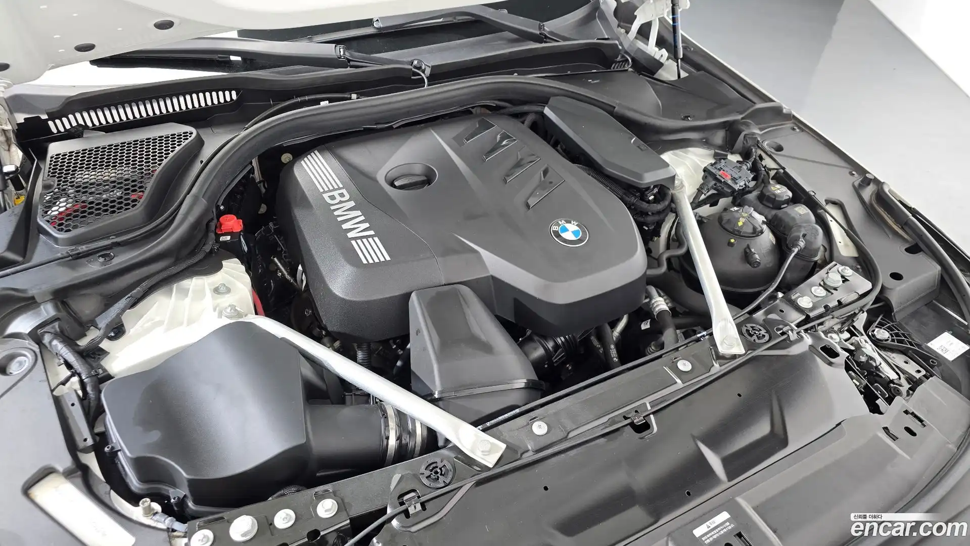 5-Series BMW 2023.9-OUTER-006