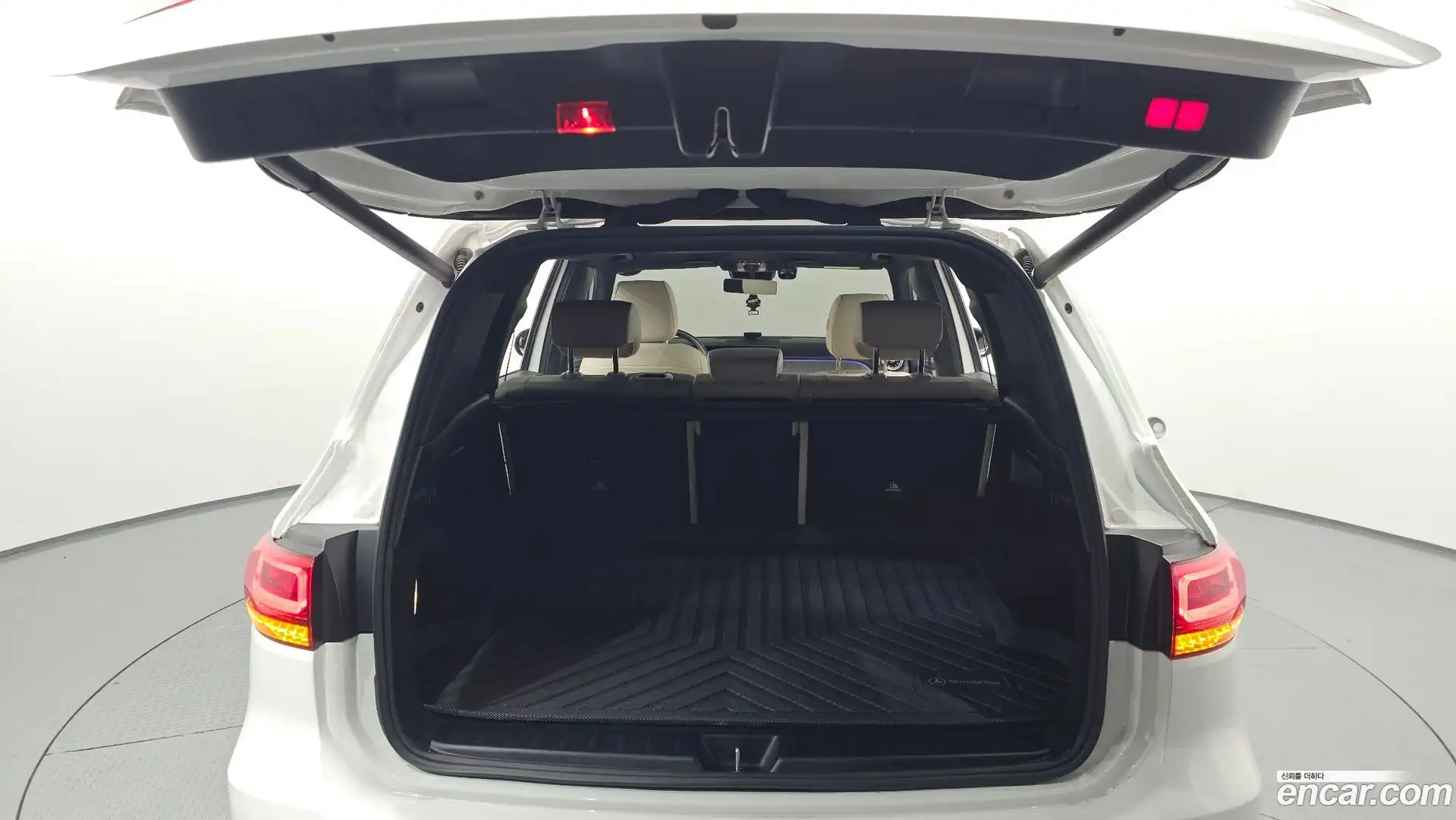 GLB-Class Mercedes-Benz 2021.7-OPTION-024