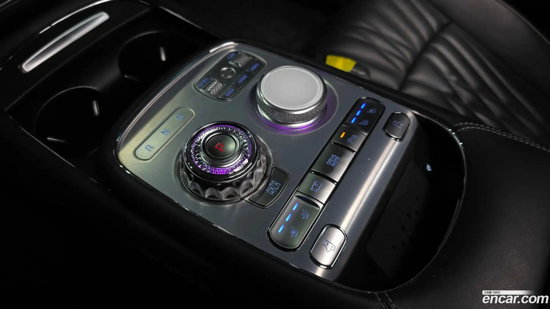 G90 Genesis 2022.3-INNER-009