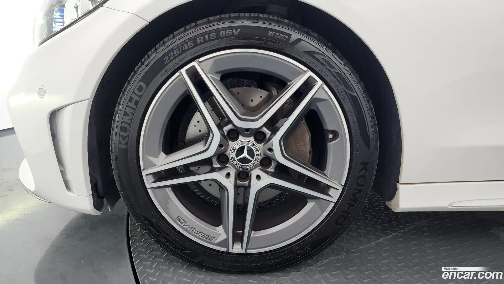 C-Class Mercedes-Benz 2020.9-OUTER-005