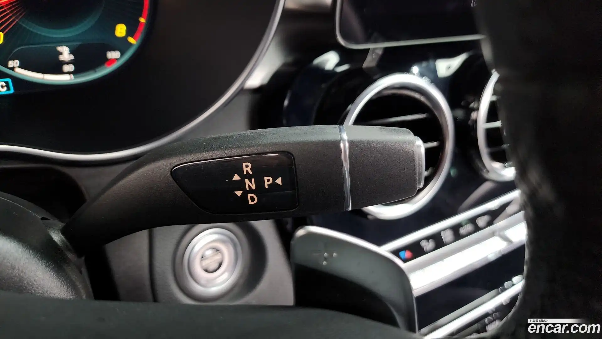 C-Class Mercedes-Benz 2020.9-INNER-009