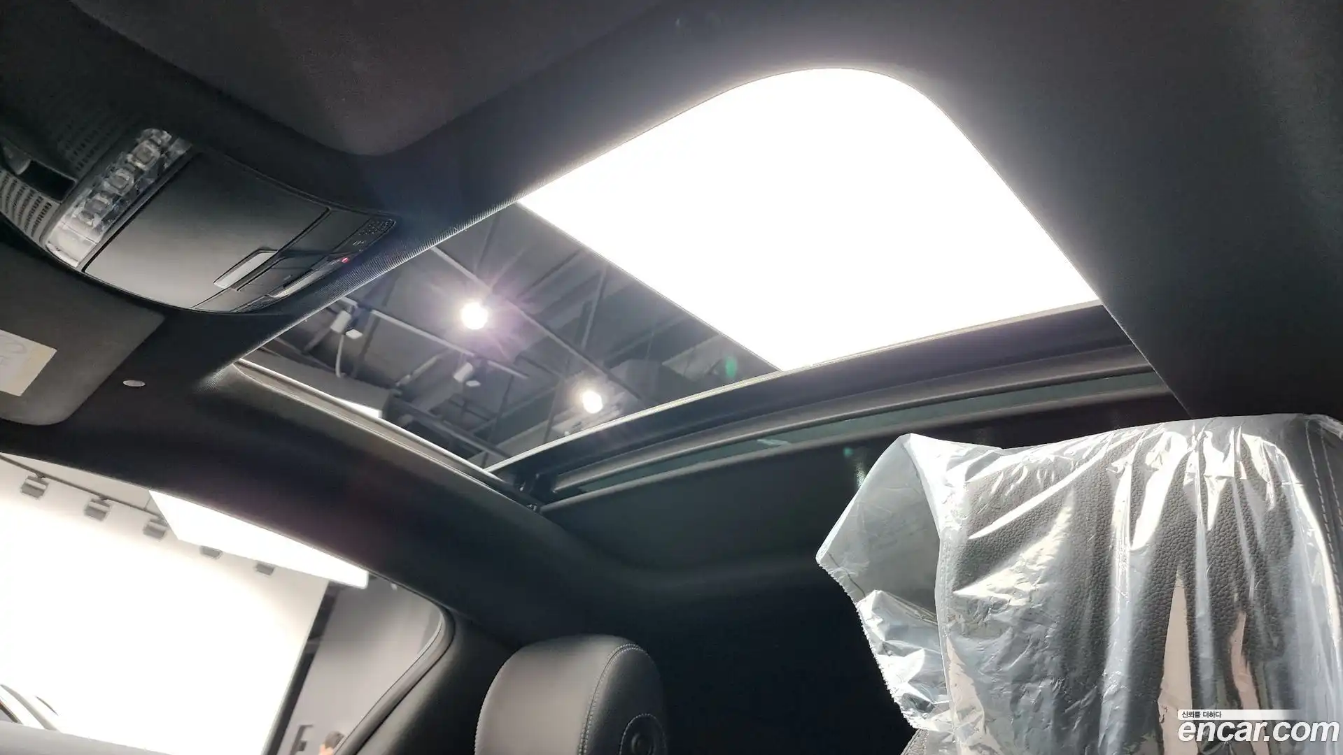 C-Class Mercedes-Benz 2020.9-OPTION-020