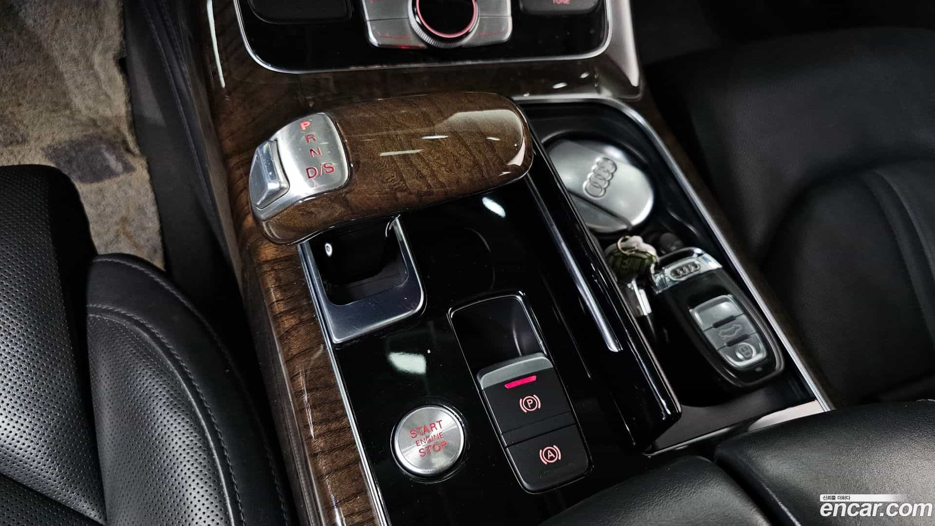 A8 Audi 2015.1-INNER-009