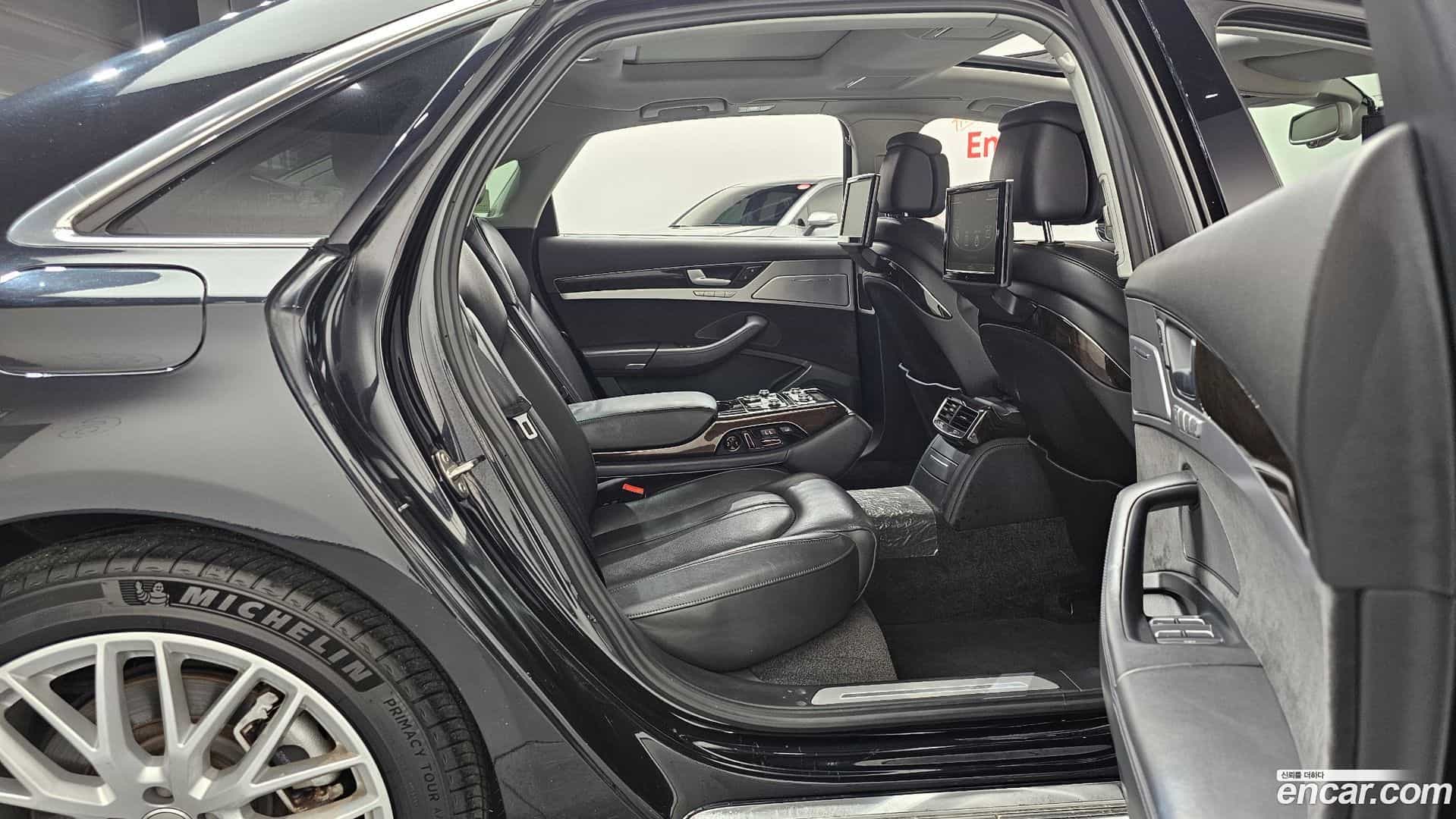 A8 Audi 2015.1-OPTION-015