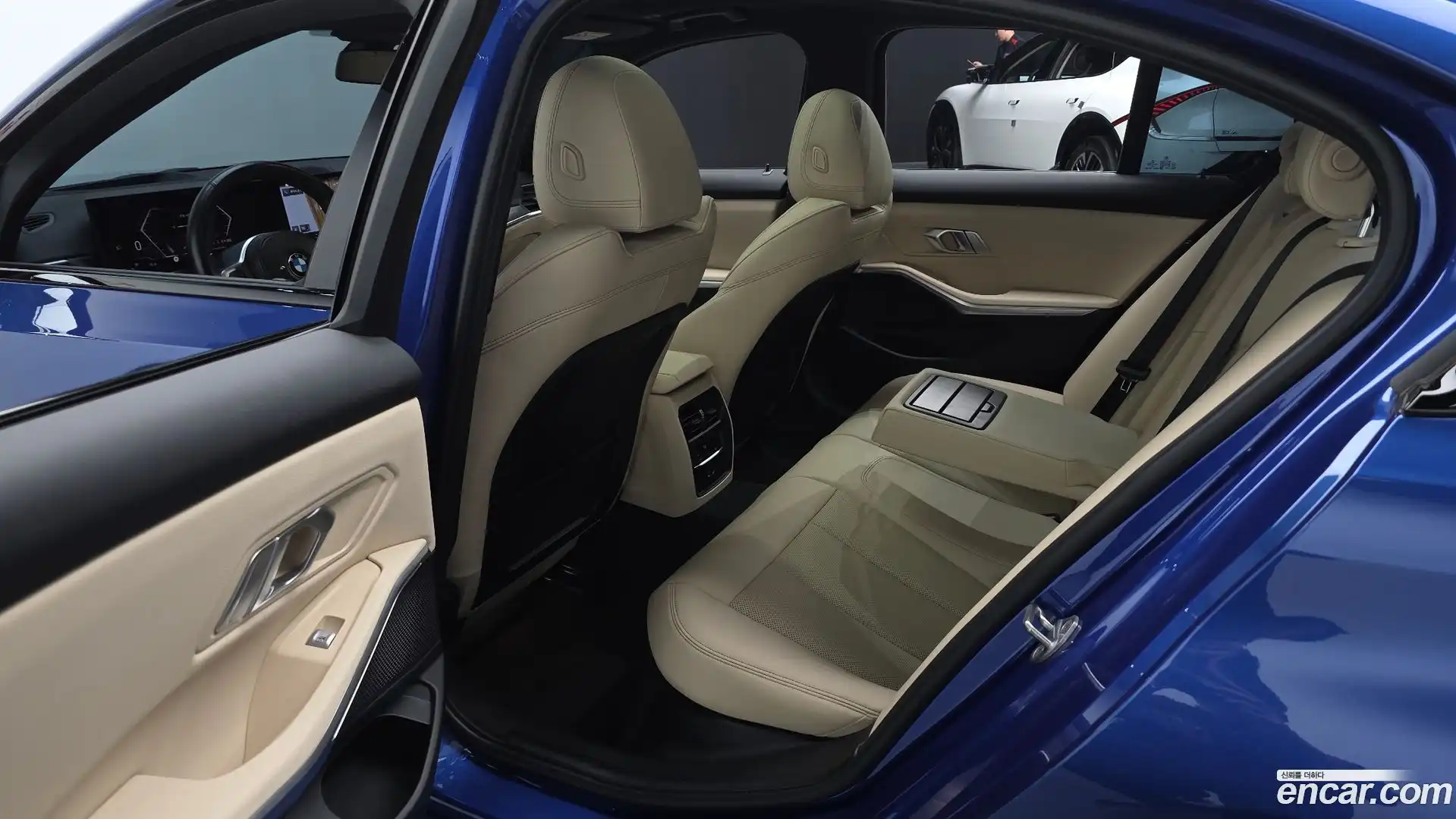 3-Series BMW 2023.5-OPTION-016