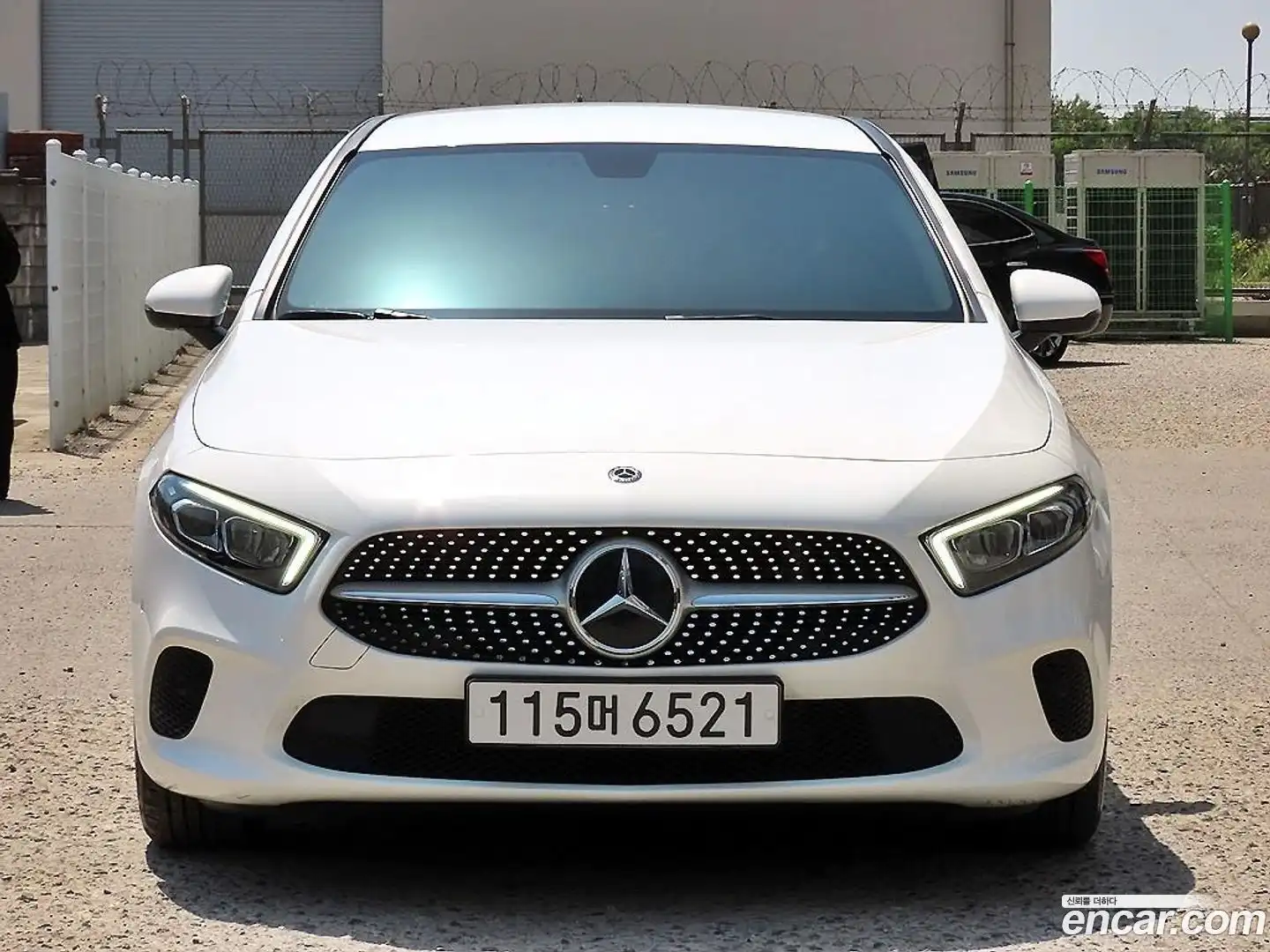 A-Class Mercedes-Benz 2020.1-OUTER-001
