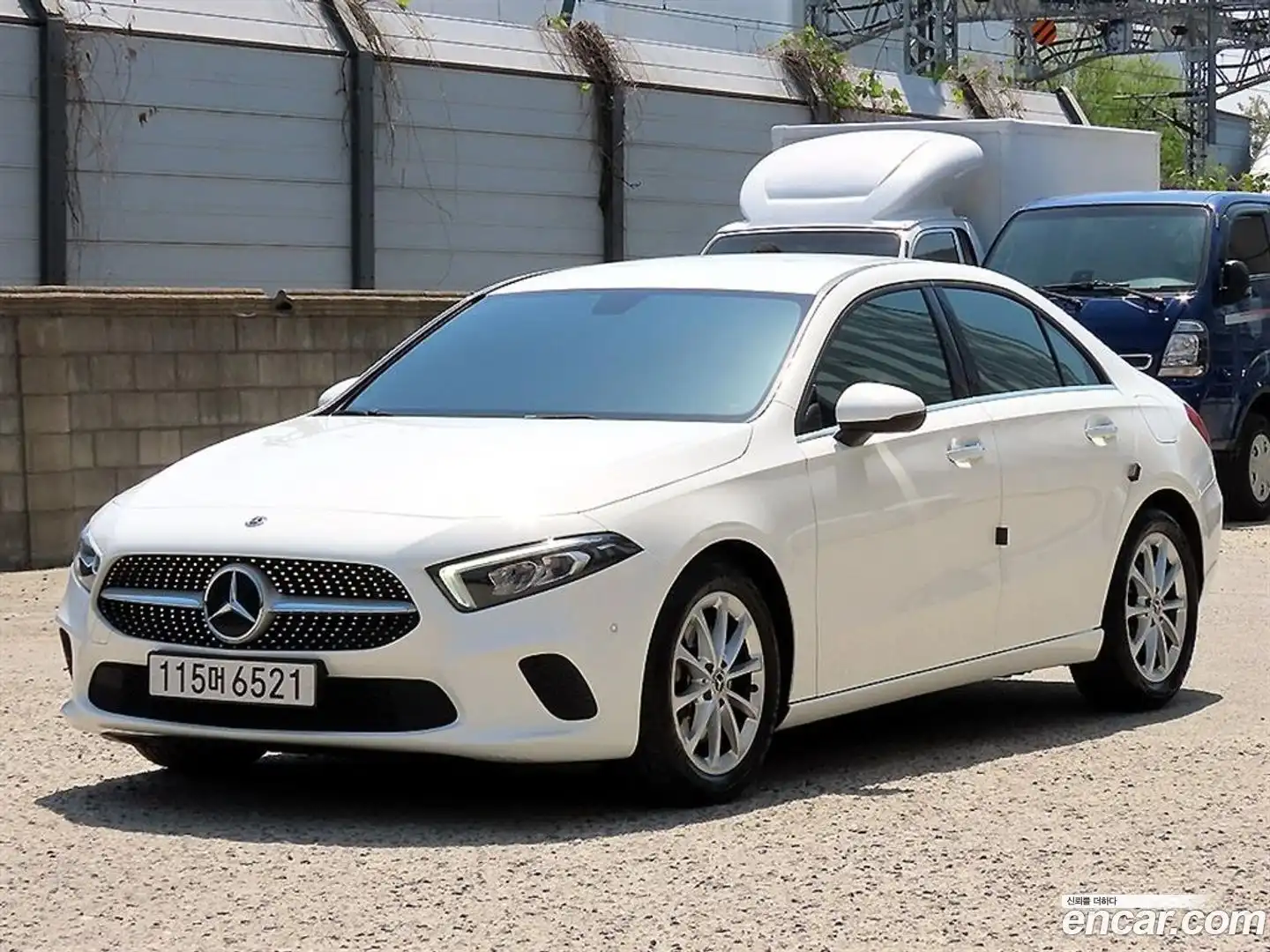 A-Class Mercedes-Benz 2020.1-OUTER-002