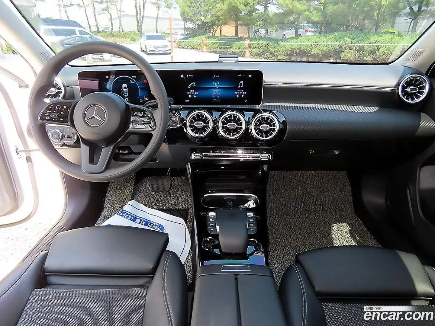 A-Class Mercedes-Benz 2020.1-INNER-007