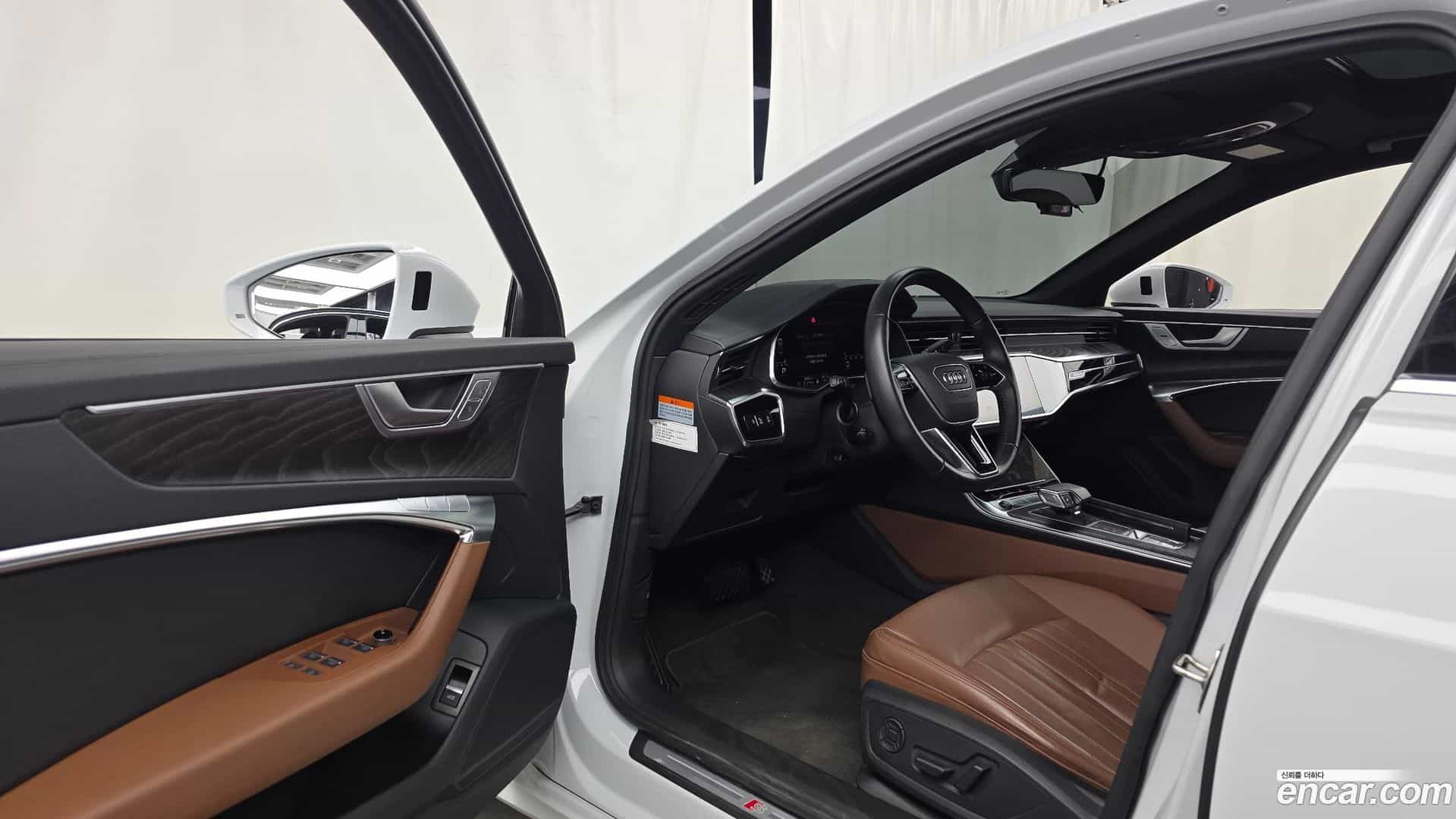 A6 Audi 2021.0-INNER-010