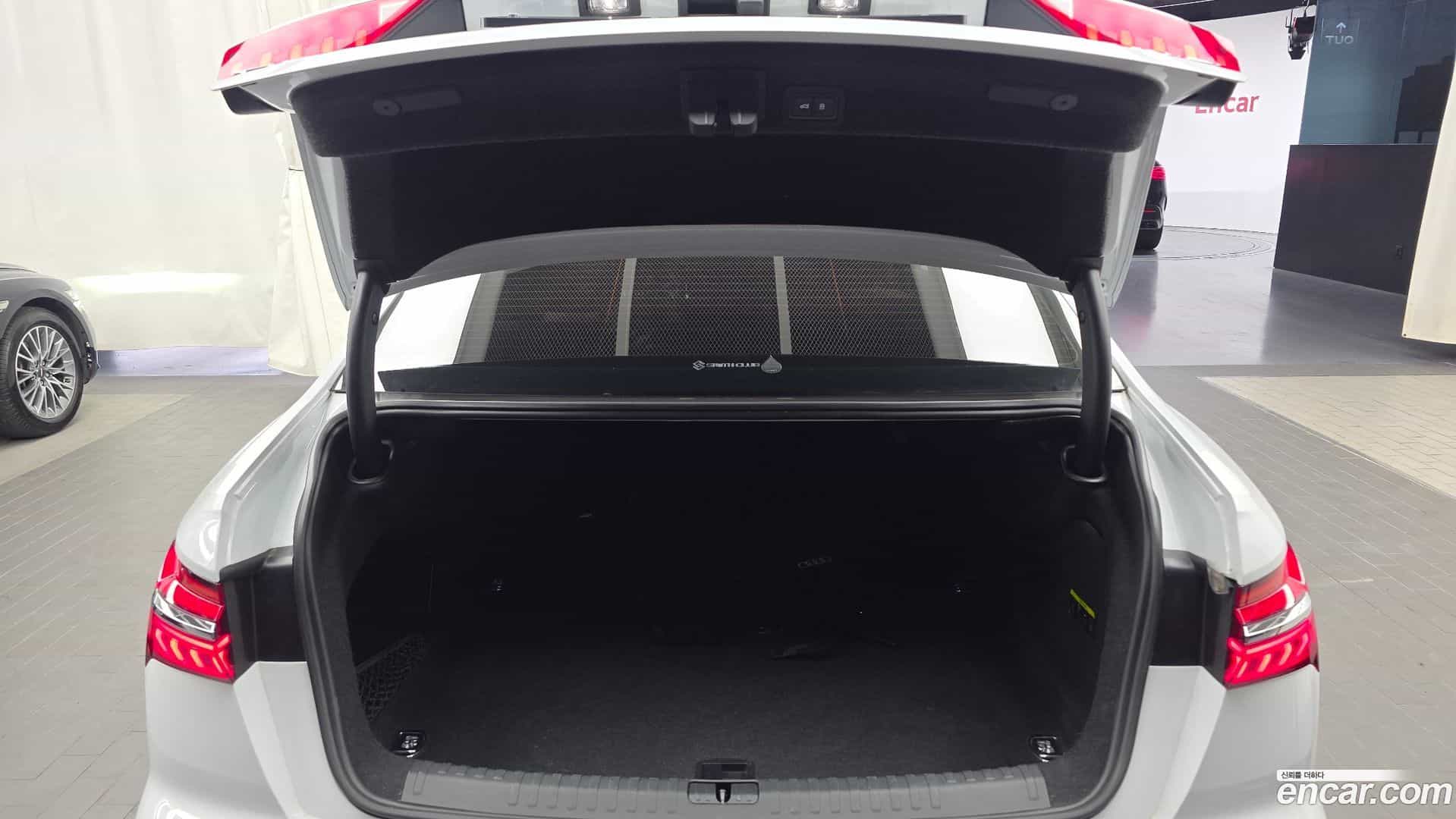 A6 Audi 2021.0-OPTION-024