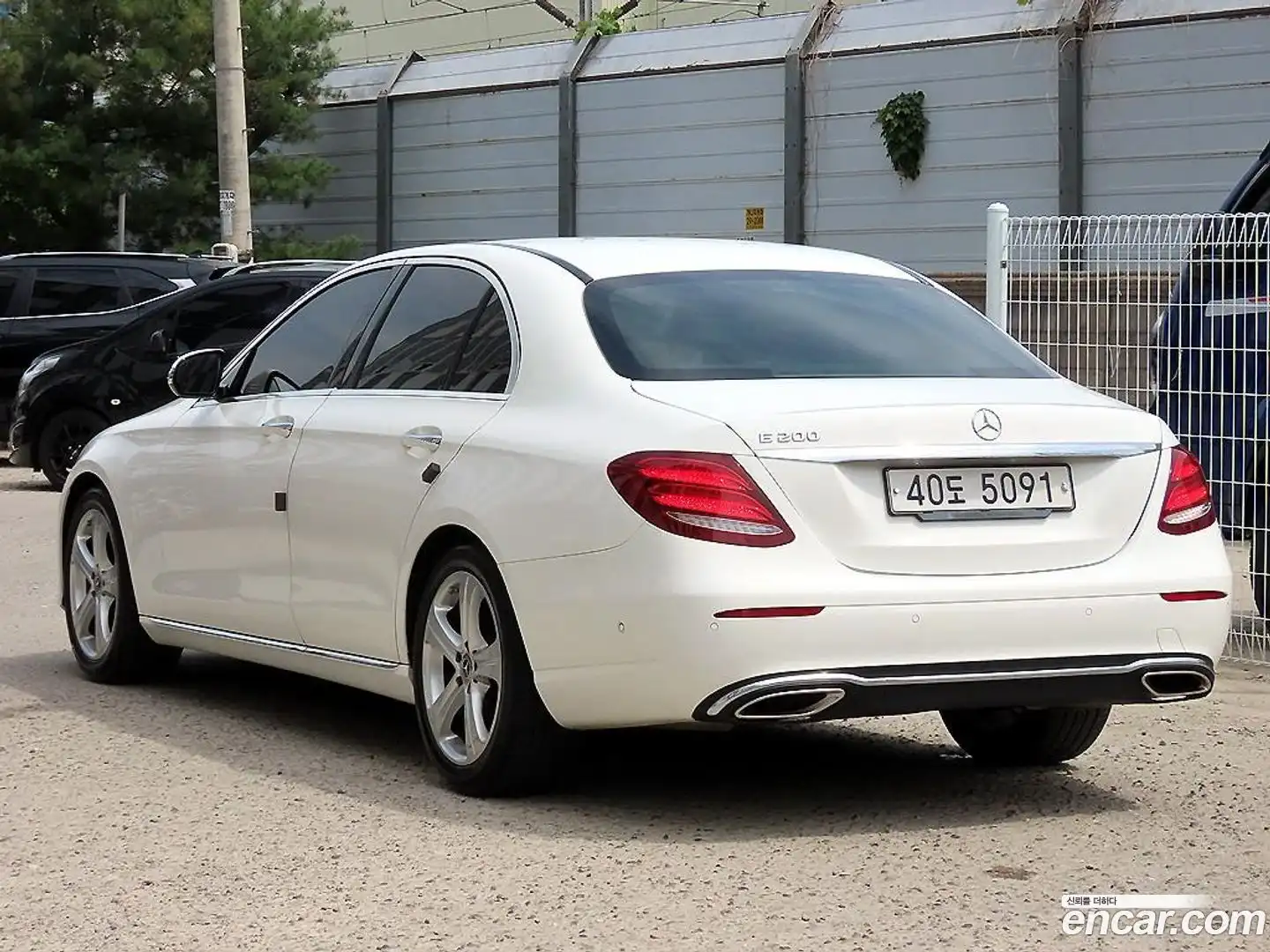 E-Class Mercedes-Benz 2018.2-OUTER-003