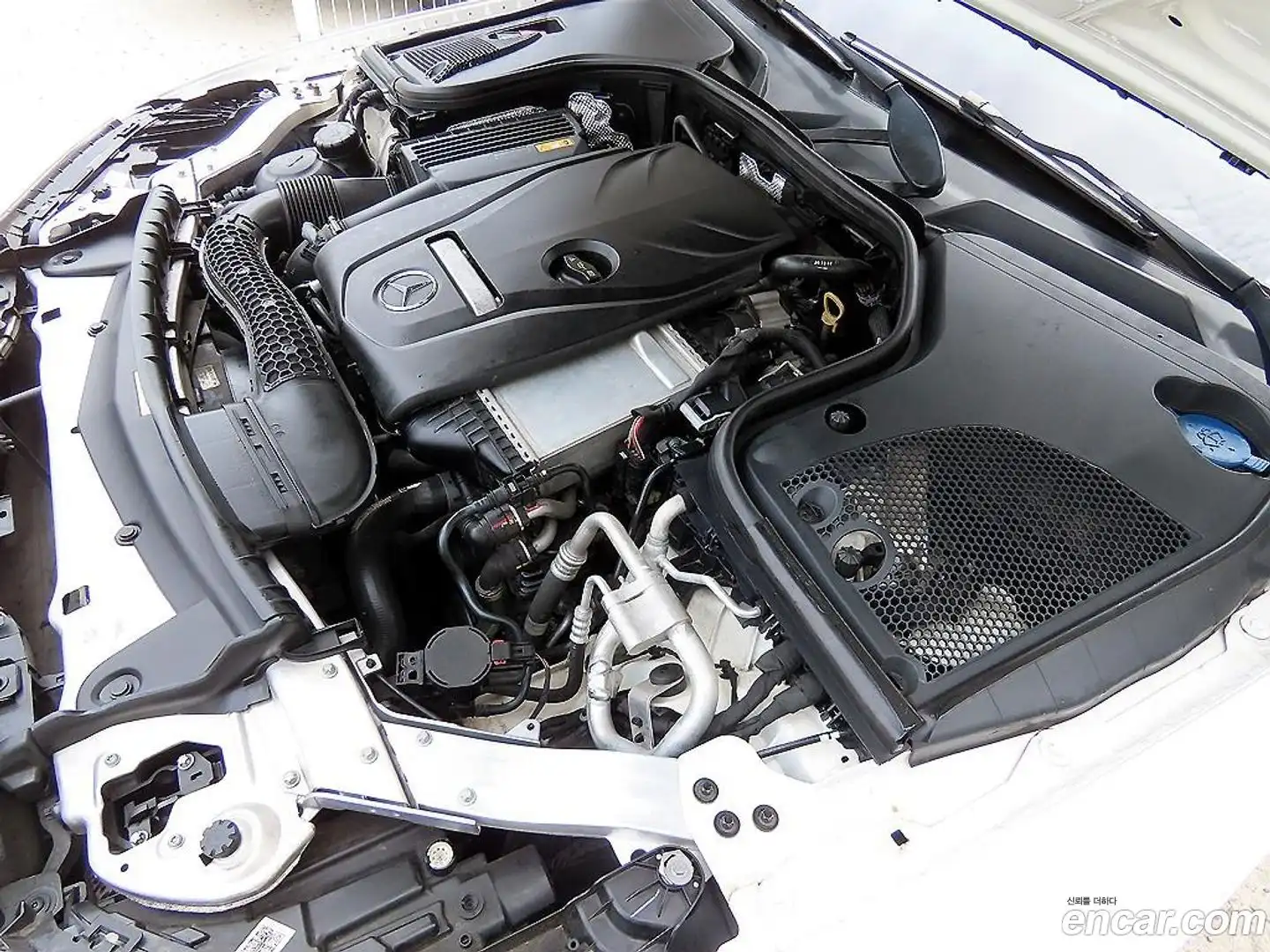 E-Class Mercedes-Benz 2018.2-OUTER-005