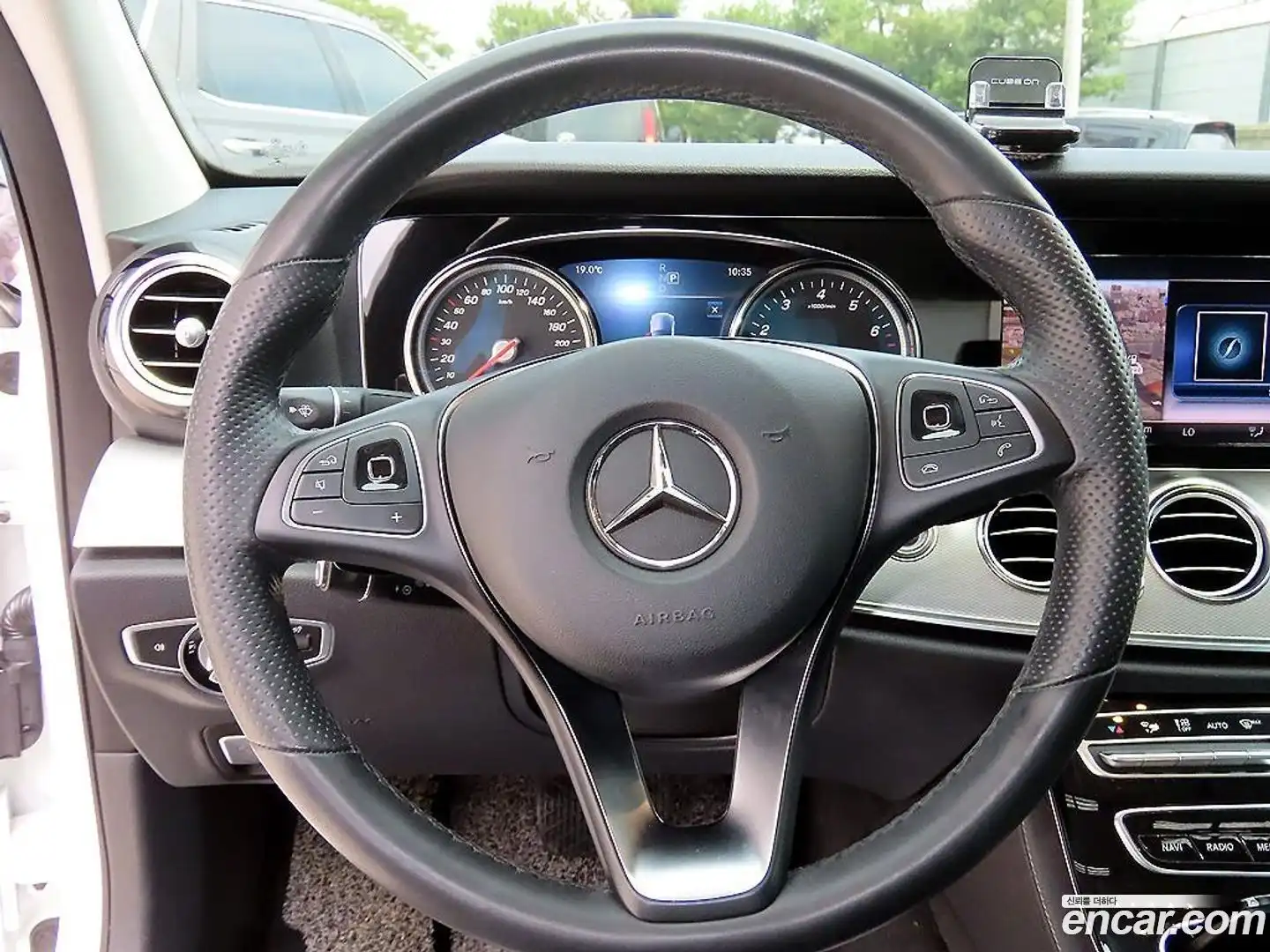 E-Class Mercedes-Benz 2018.2-INNER-010