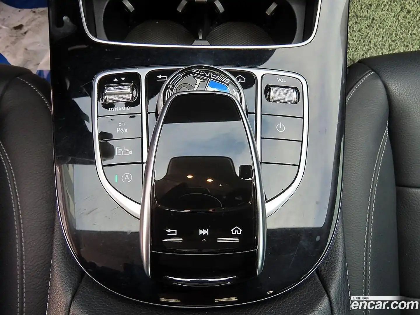 E-Class Mercedes-Benz 2018.2-OPTION-017