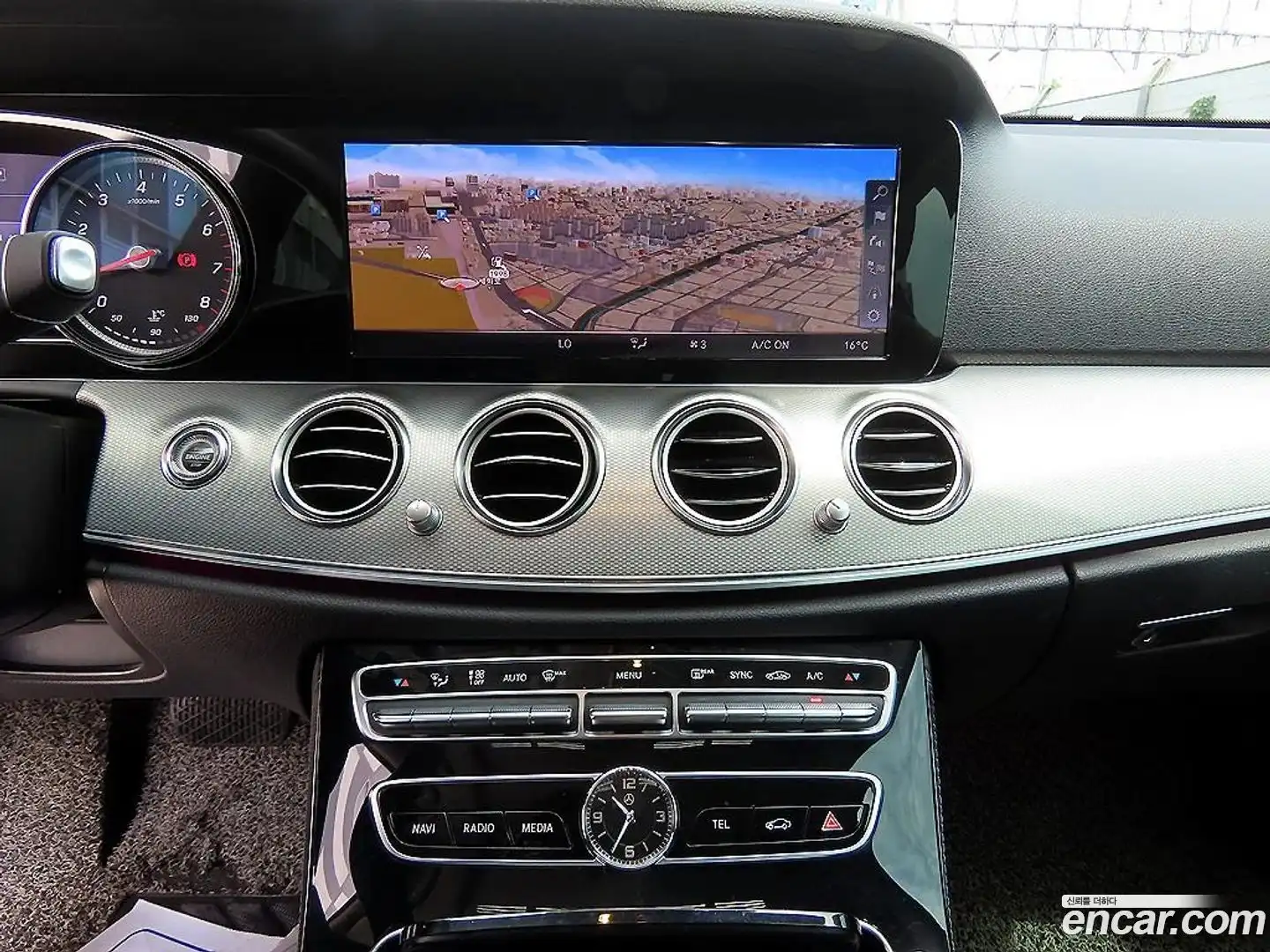 E-Class Mercedes-Benz 2018.2-OPTION-018