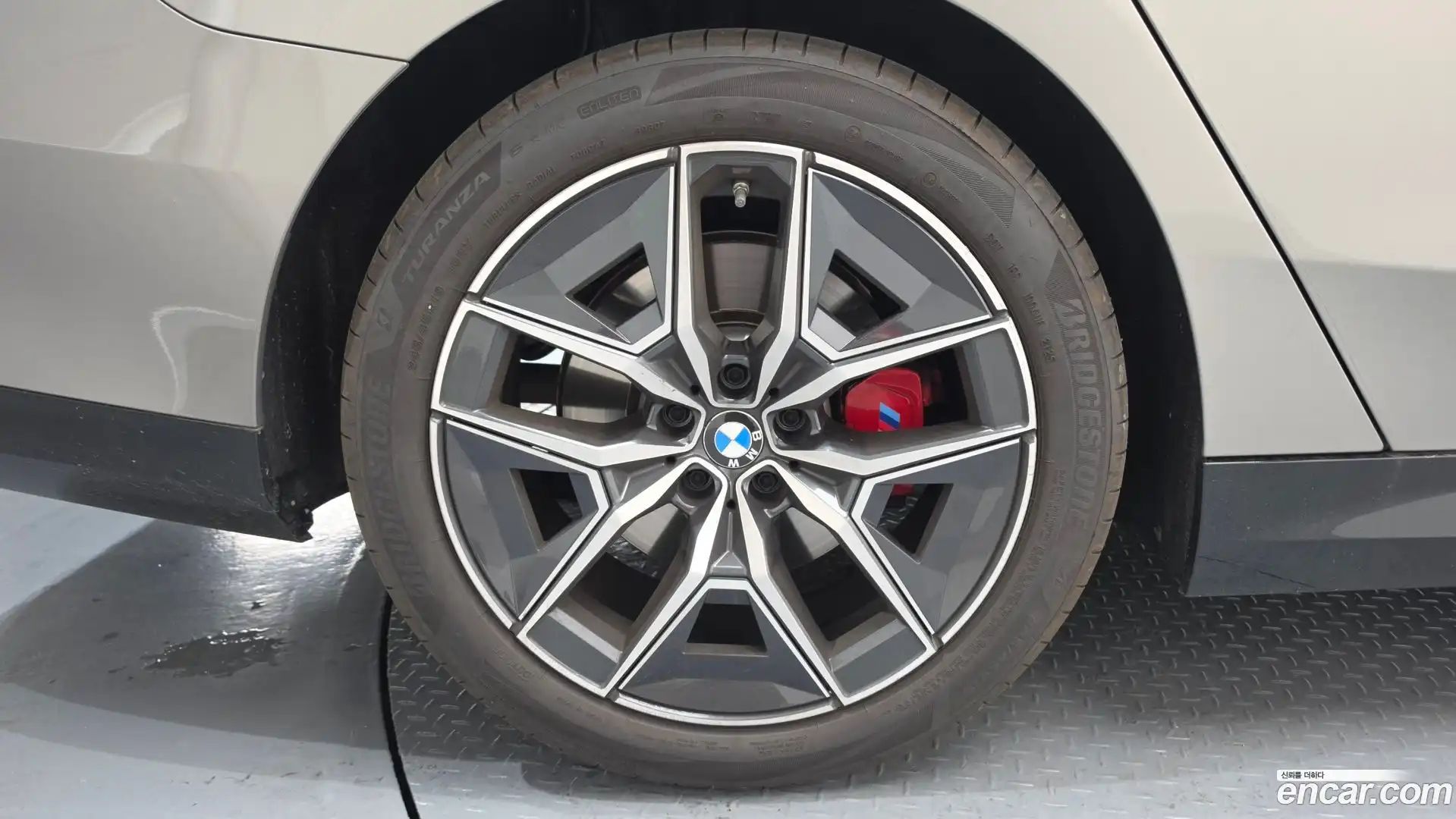 5-Series BMW 2025.10-OUTER-005