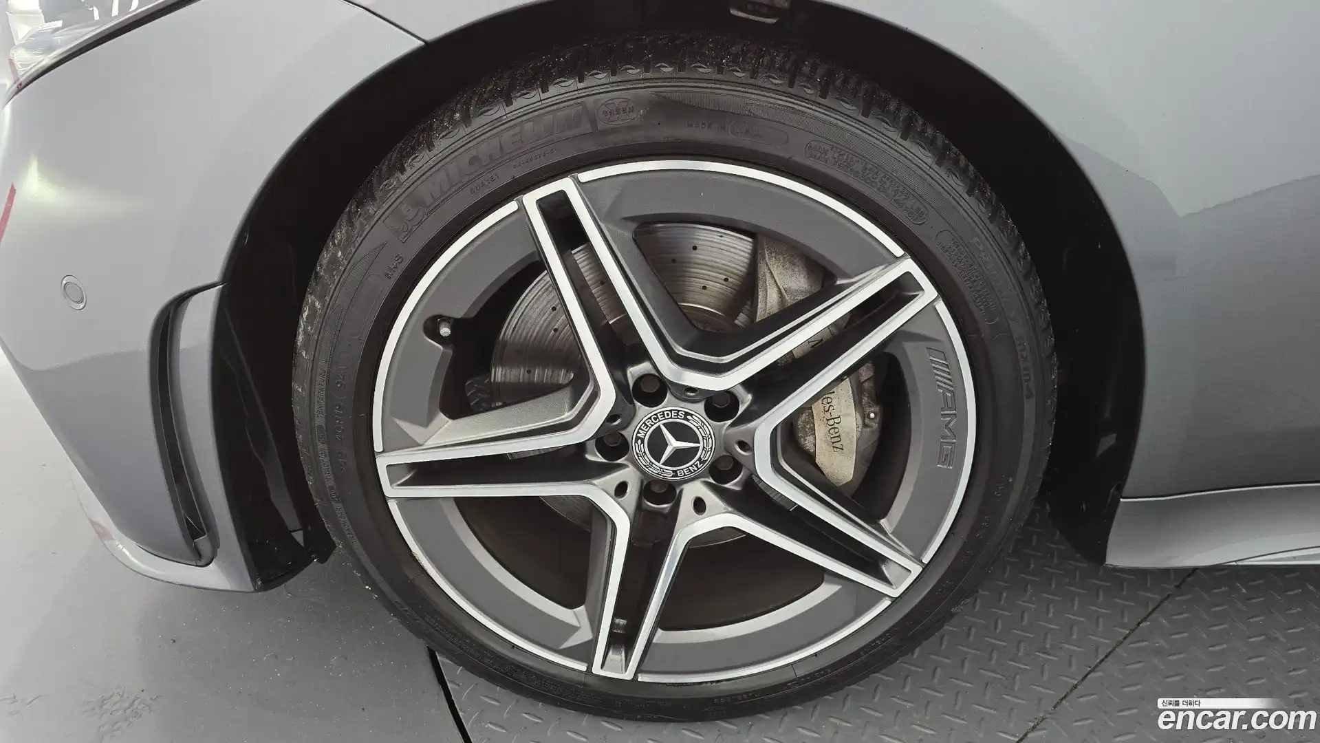 CLS-Class Mercedes-Benz 2019.11-OUTER-005