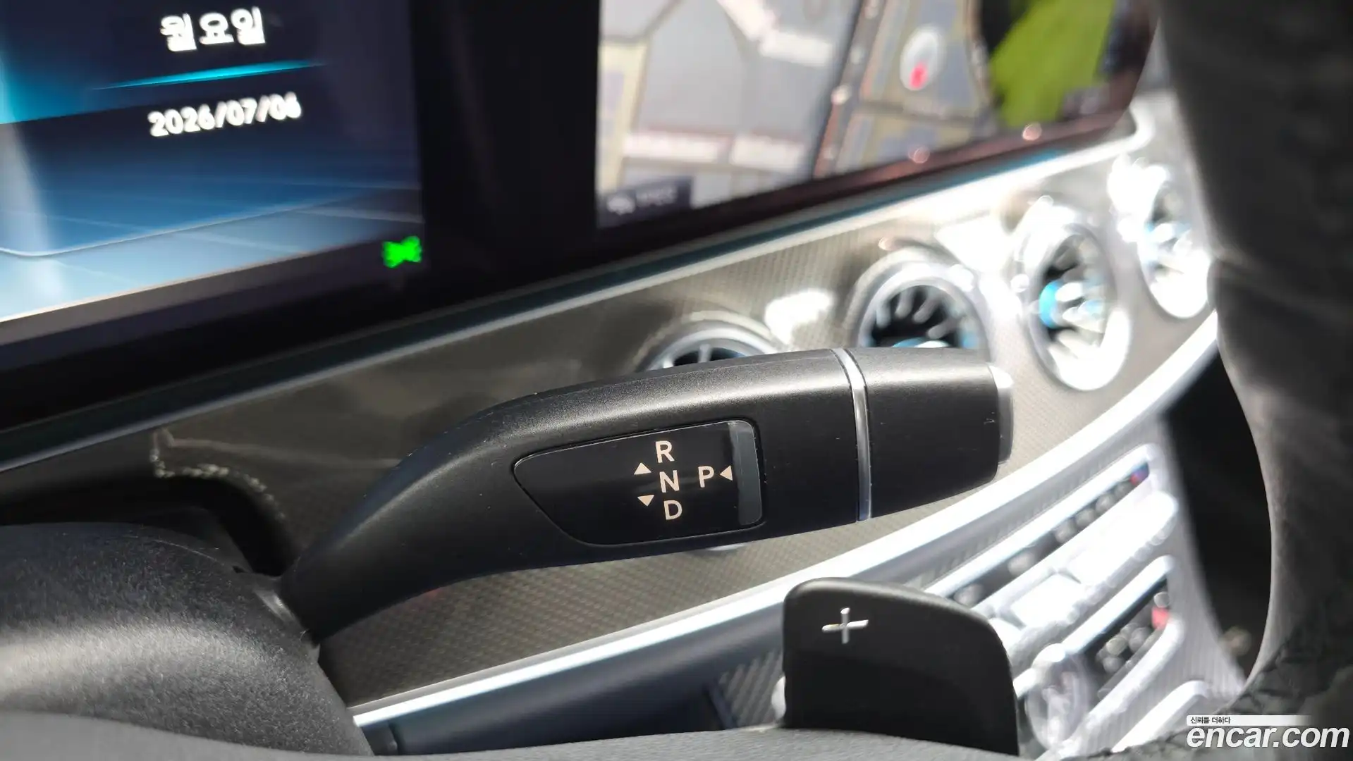 CLS-Class Mercedes-Benz 2019.11-INNER-009