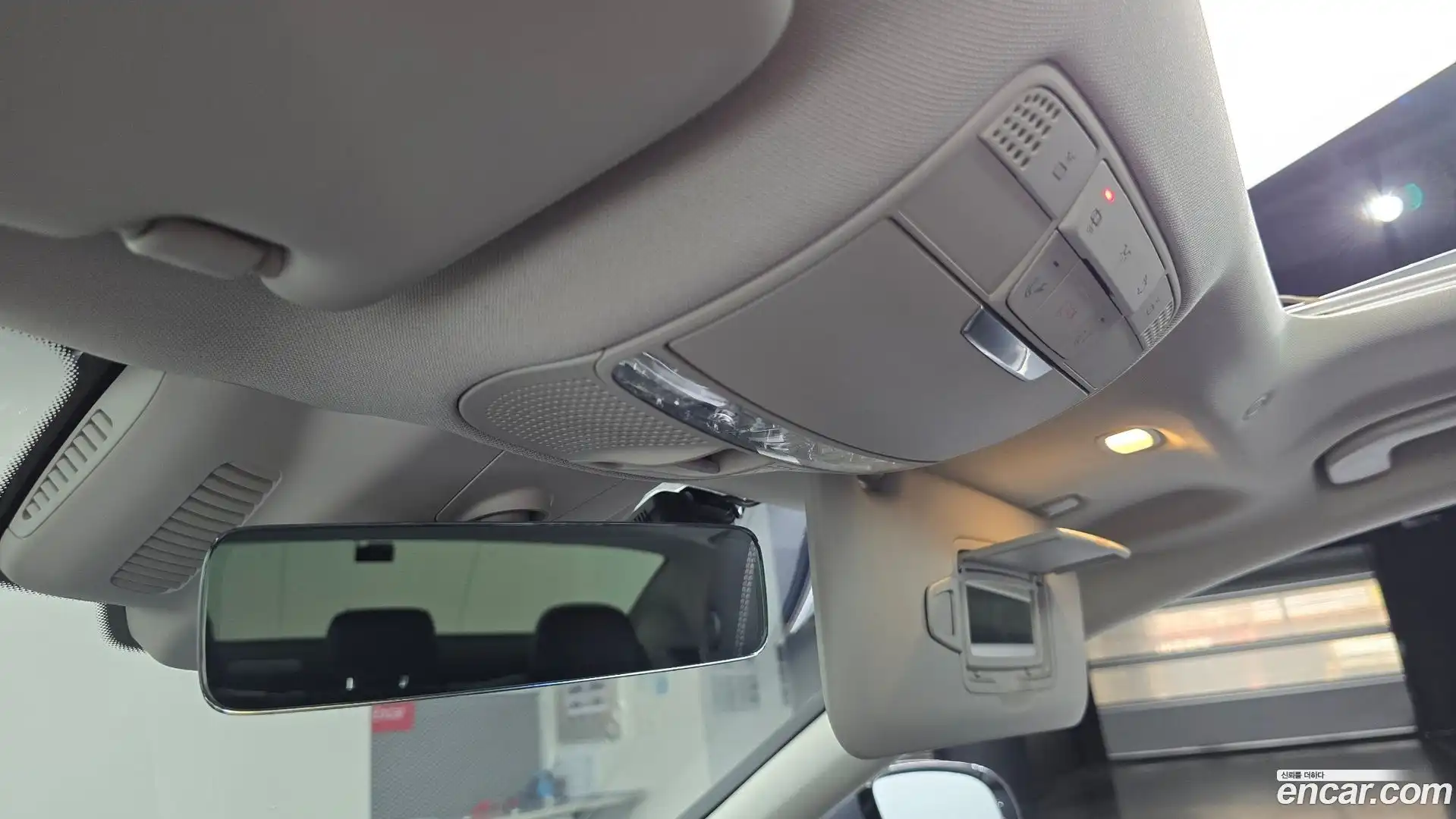 CLS-Class Mercedes-Benz 2019.11-OPTION-024