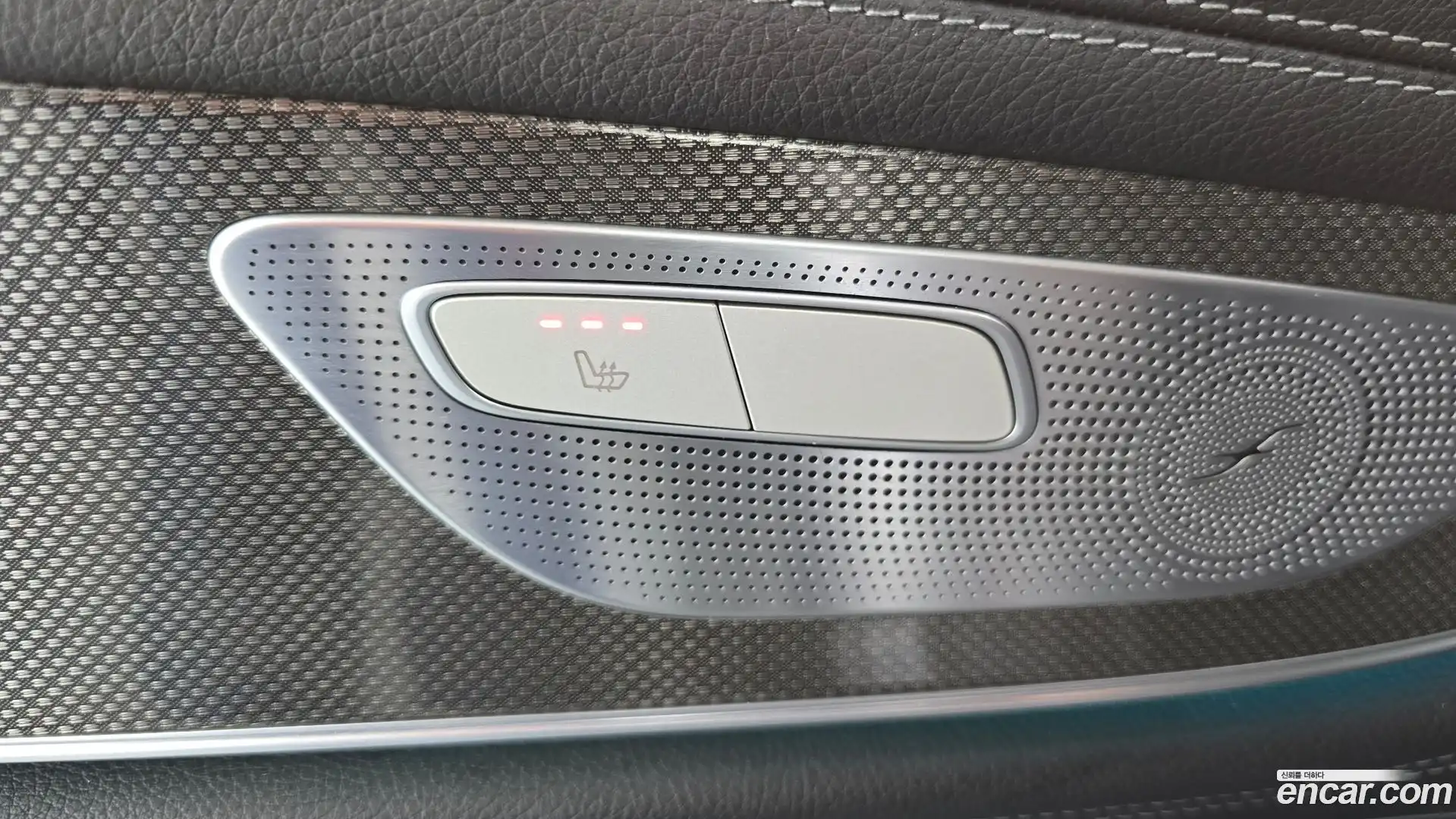 CLS-Class Mercedes-Benz 2019.11-OPTION-040
