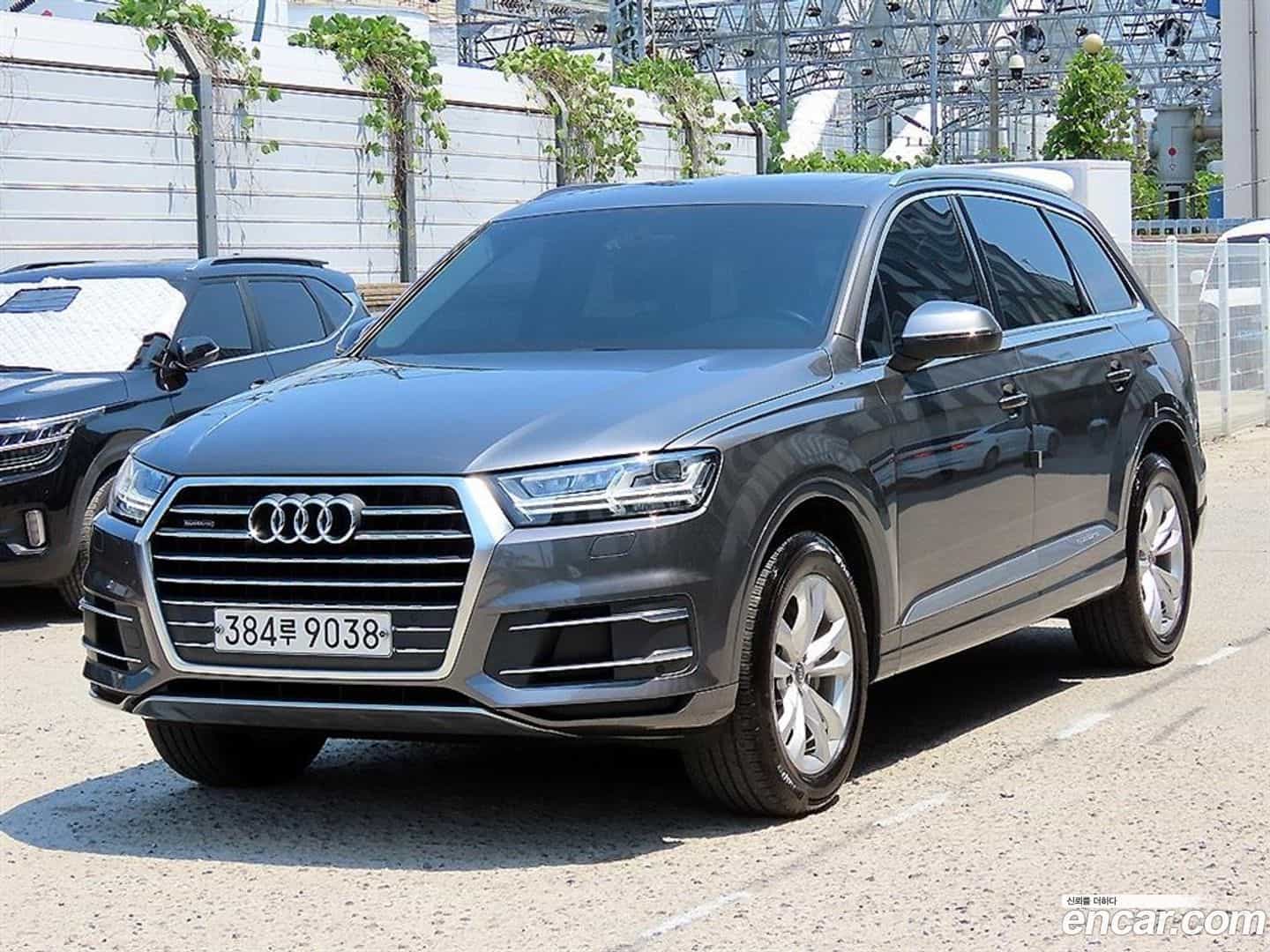 Q7 Audi 2019.10-OUTER-002