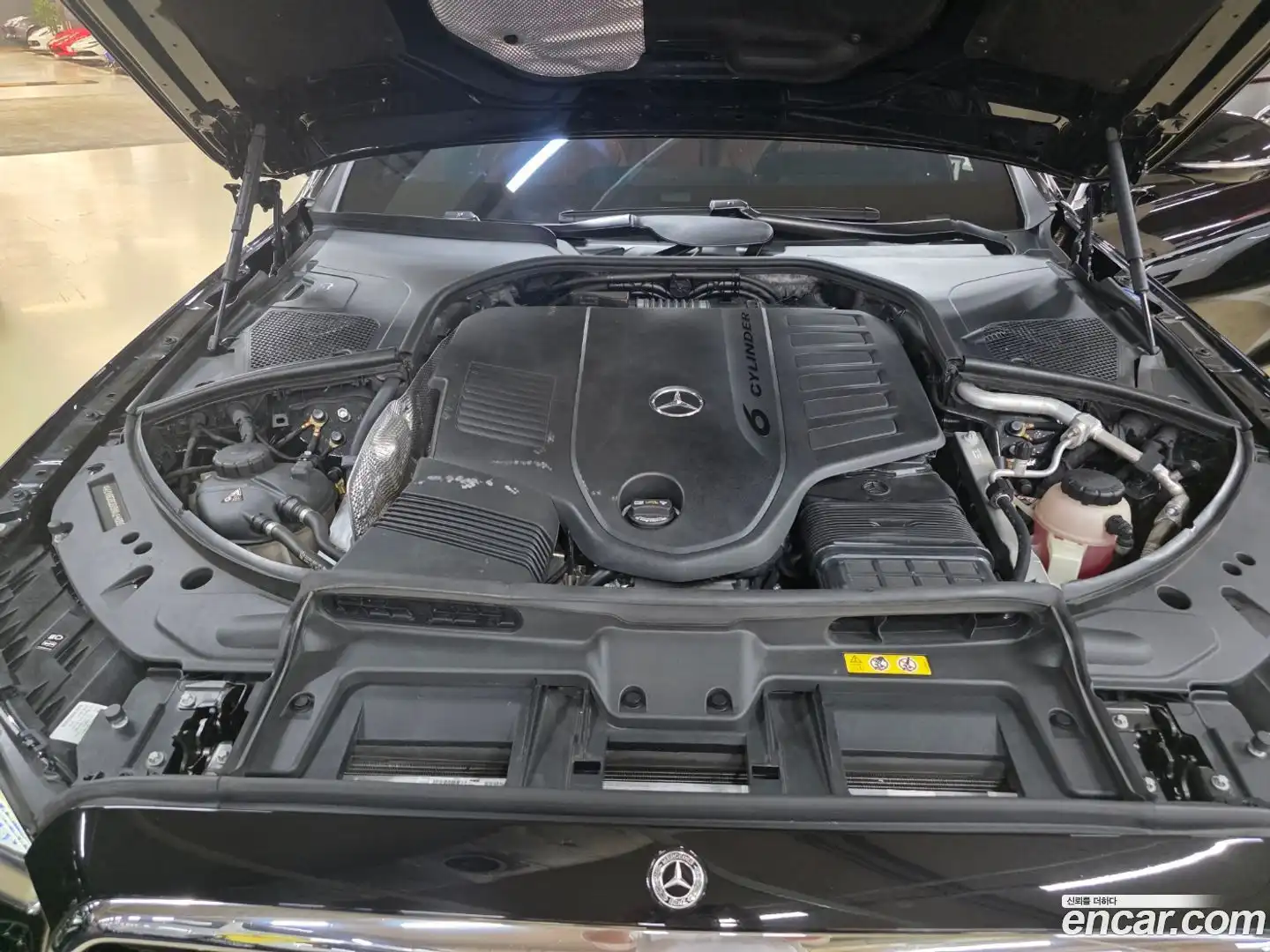 S-Class Mercedes-Benz 2022.5-OPTION-016