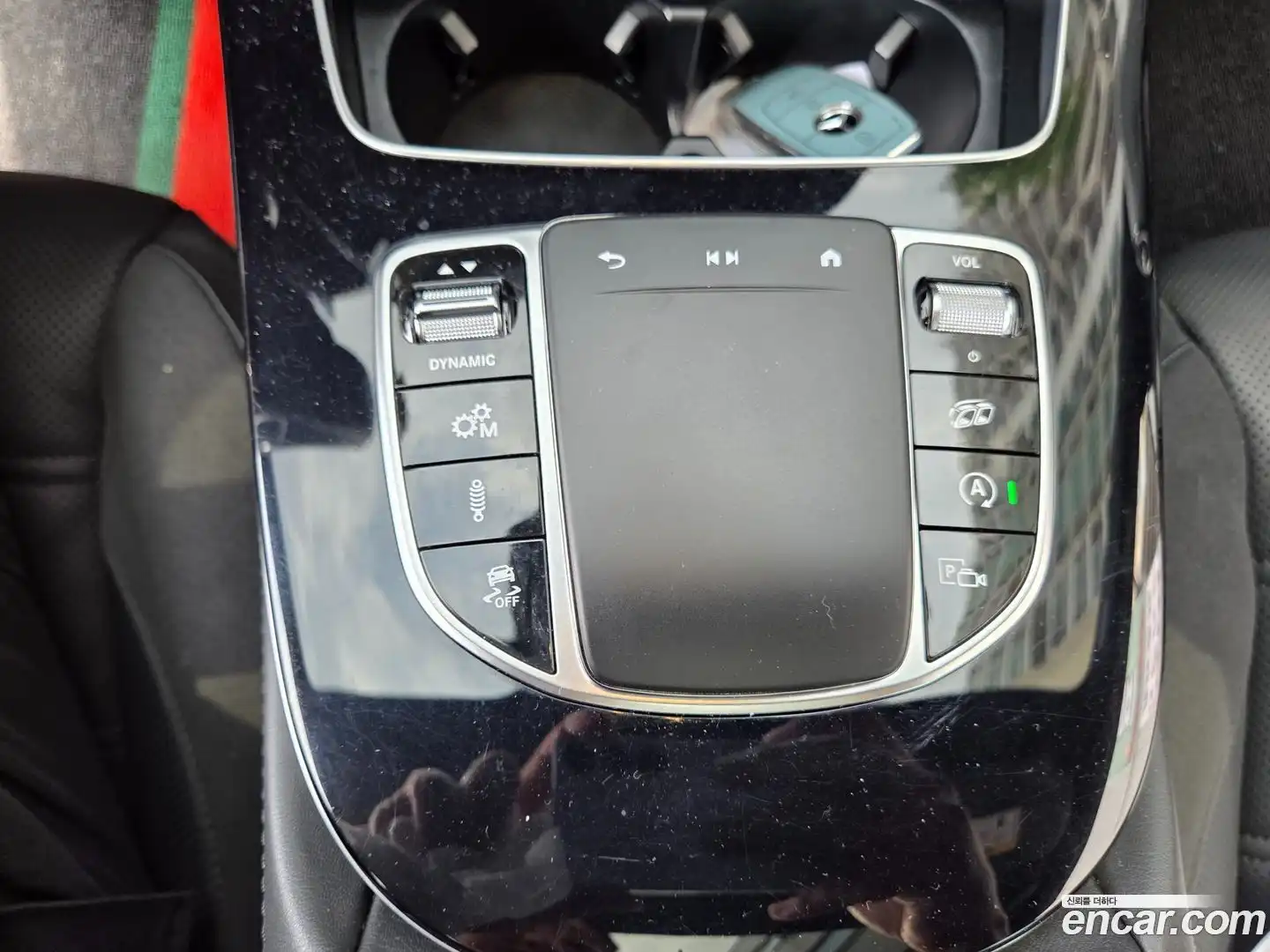 E-Class Mercedes-Benz 2022.8-INNER-009