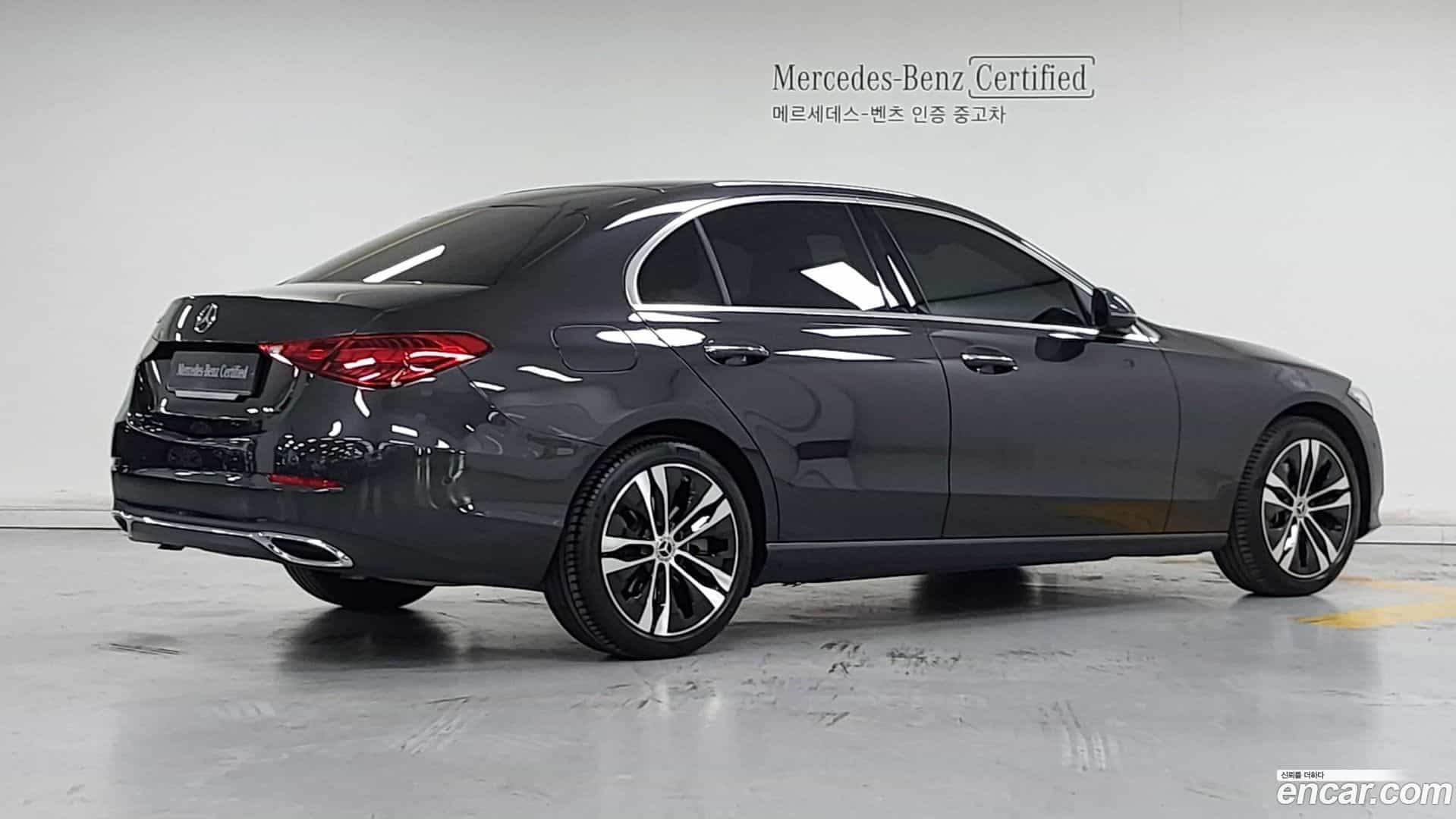 C-Class Mercedes-Benz 2025.3-OUTER-002