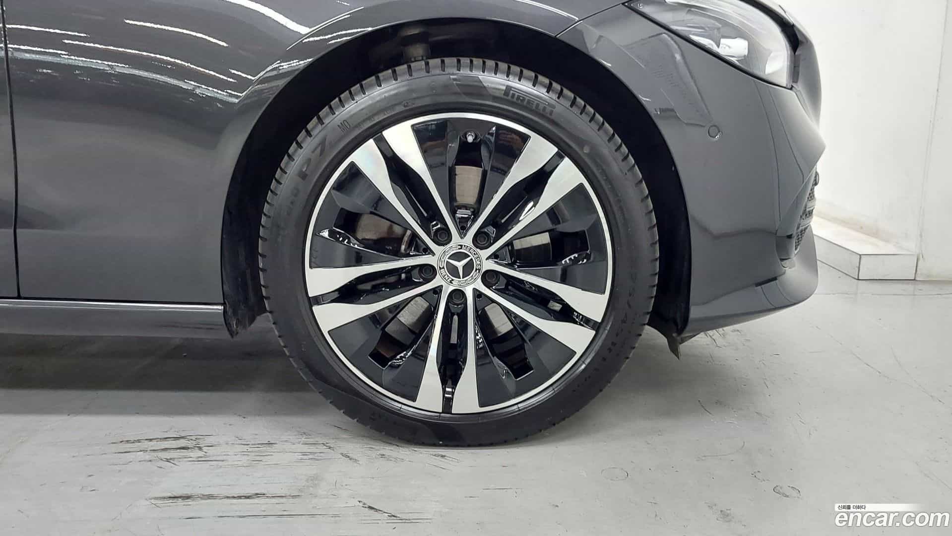 C-Class Mercedes-Benz 2025.3-OUTER-005