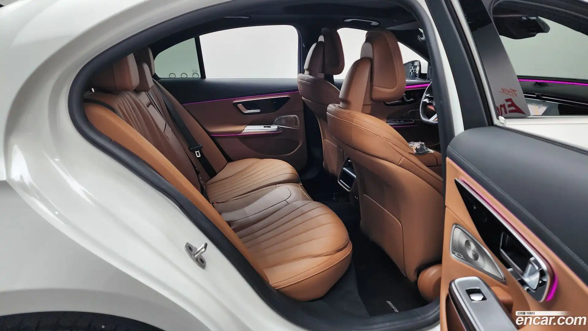 E-Class Mercedes-Benz 2025.11-OPTION-015