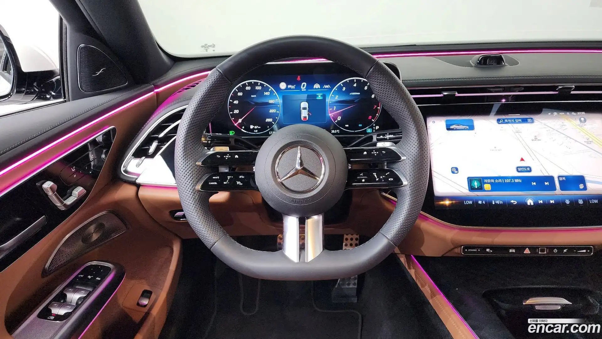 E-Class Mercedes-Benz 2025.11-OPTION-017