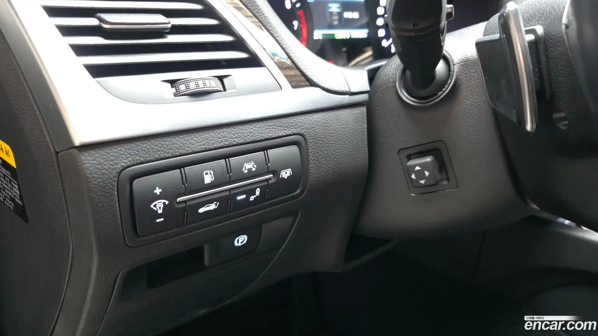 G80 Genesis 2018.0-OPTION-020